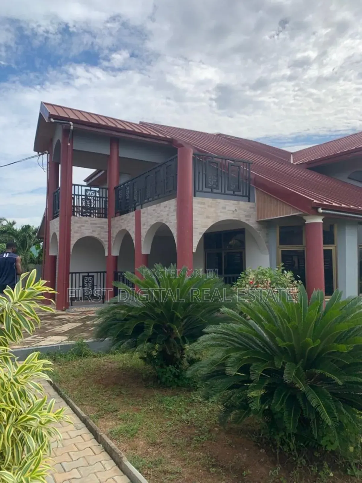 5bdrm Duplex in First Digital Real, Kasoa for rent in Kasoa