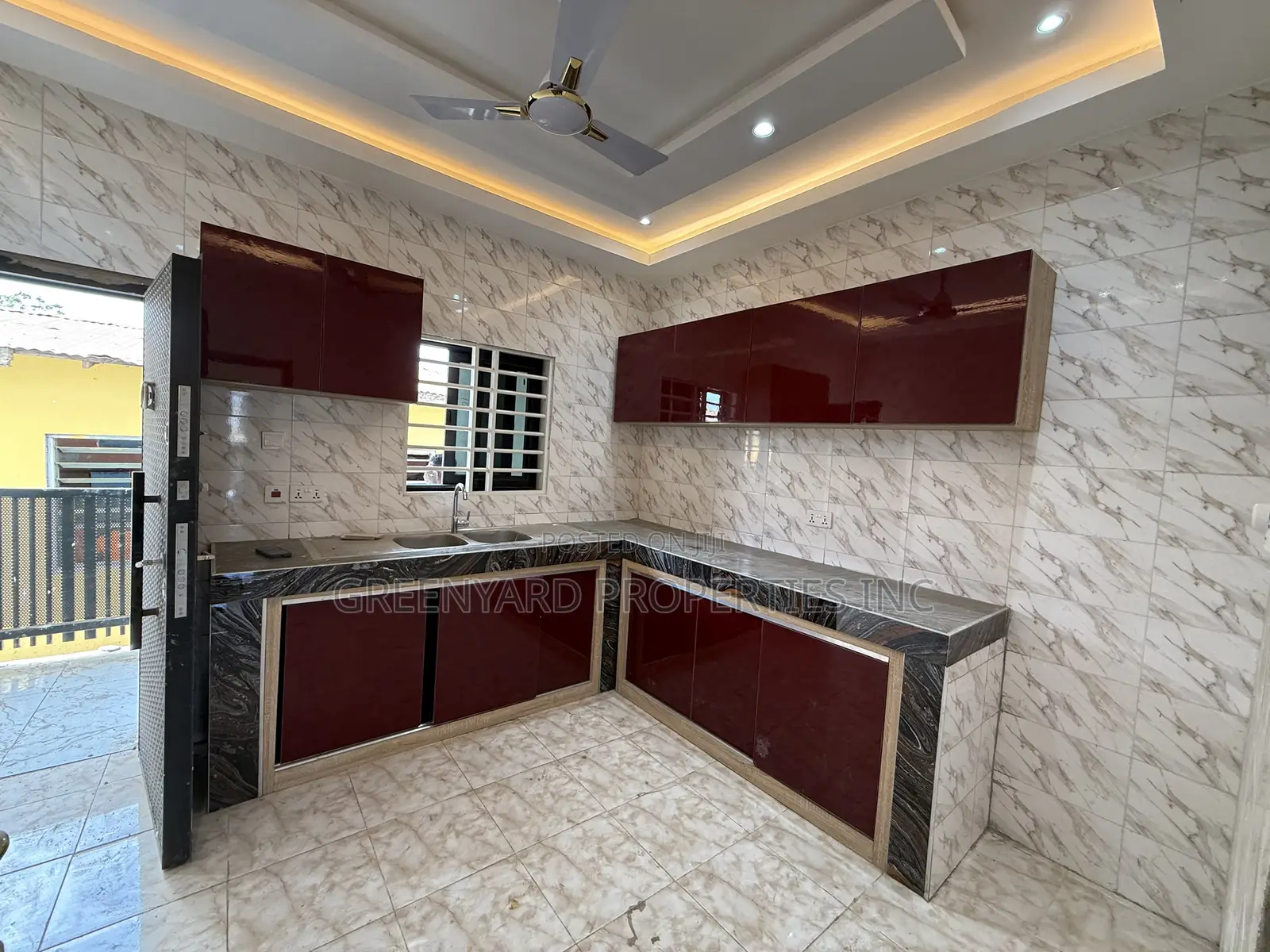 2bdrm Apartment in Ars, East Legon for rent in East Legon
