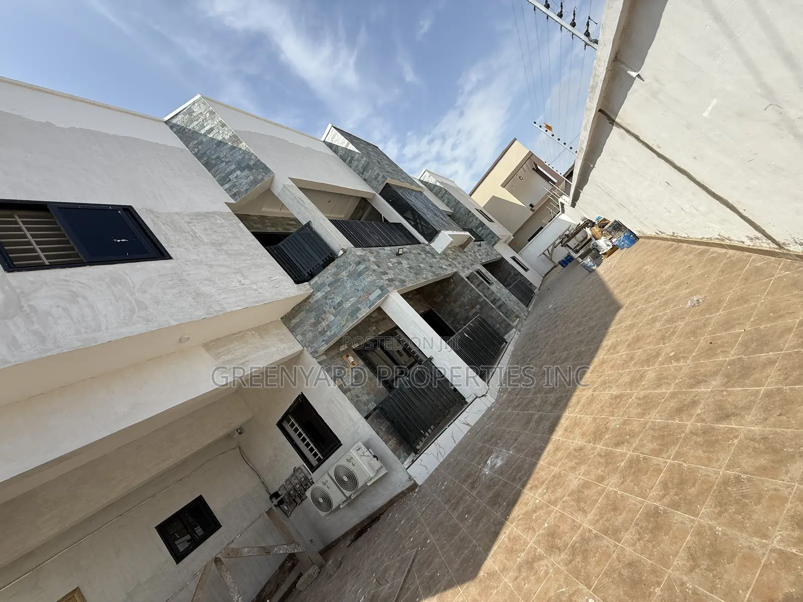 2bdrm Apartment in Ars, East Legon for rent in East Legon