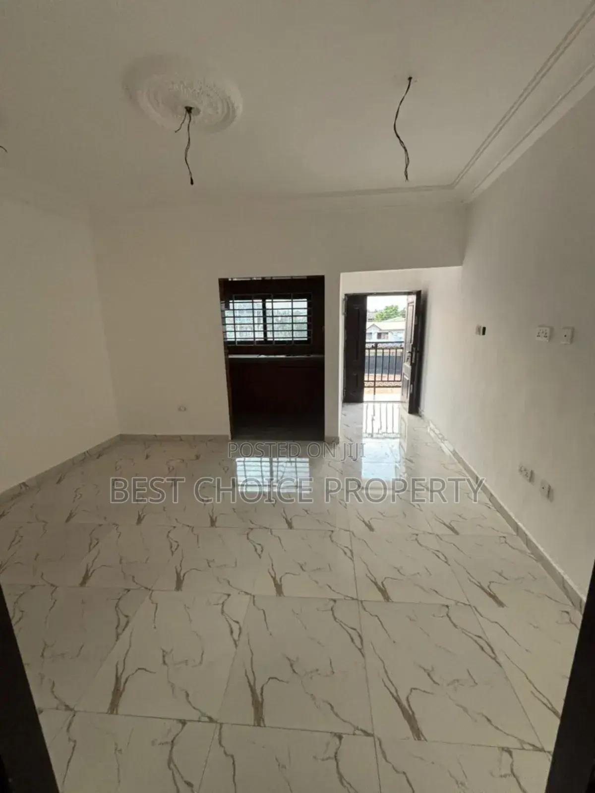 Cchamber and Hall Sc for Rent at Adenta Commandos in Commandos