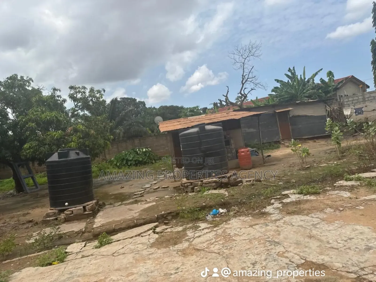 Old House on 0.23 Acre Land Freehold at Tesano for Sale $300.000 in Tesano