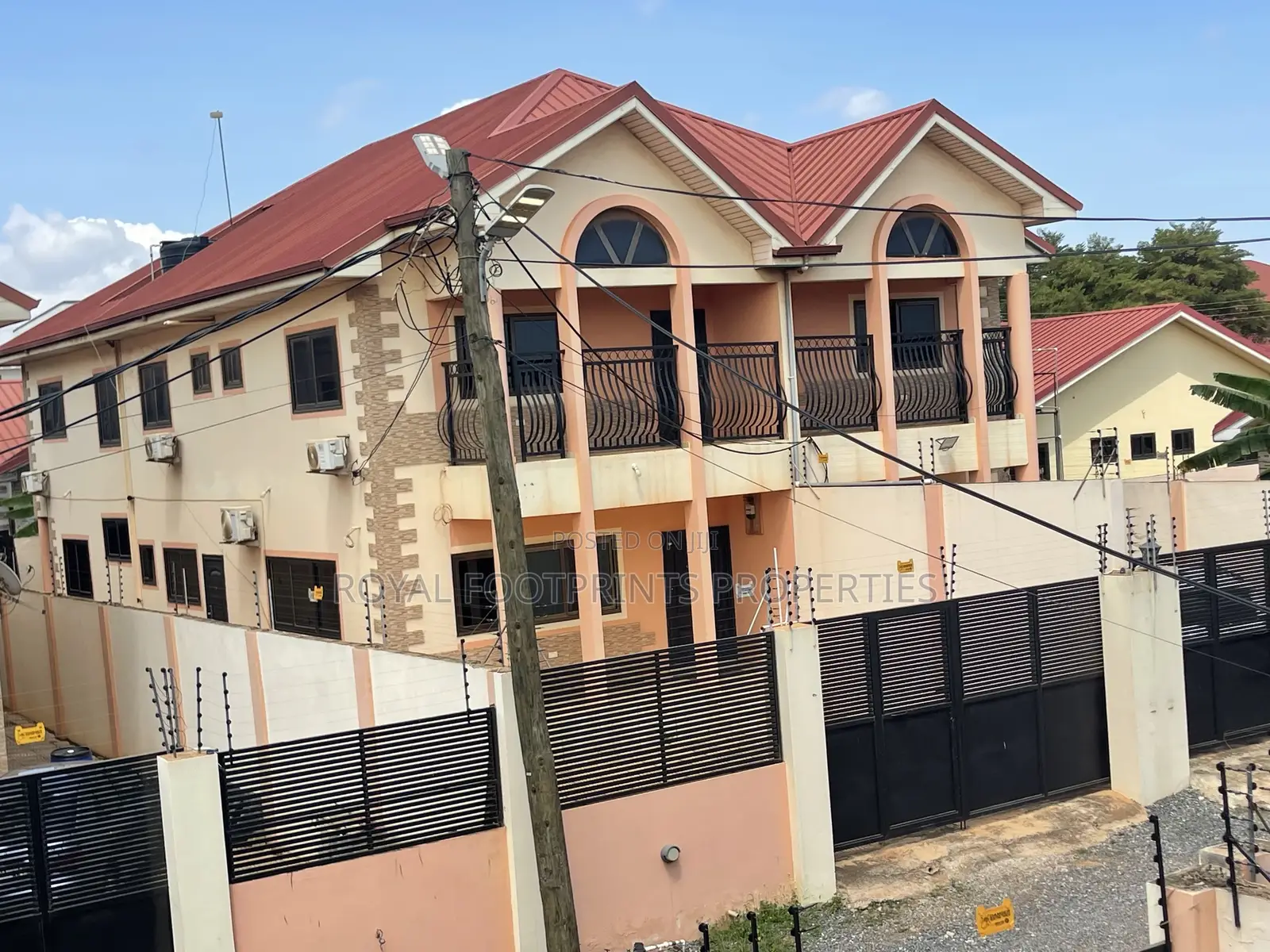 3bdrm House in British, East Legon for rent in East Legon