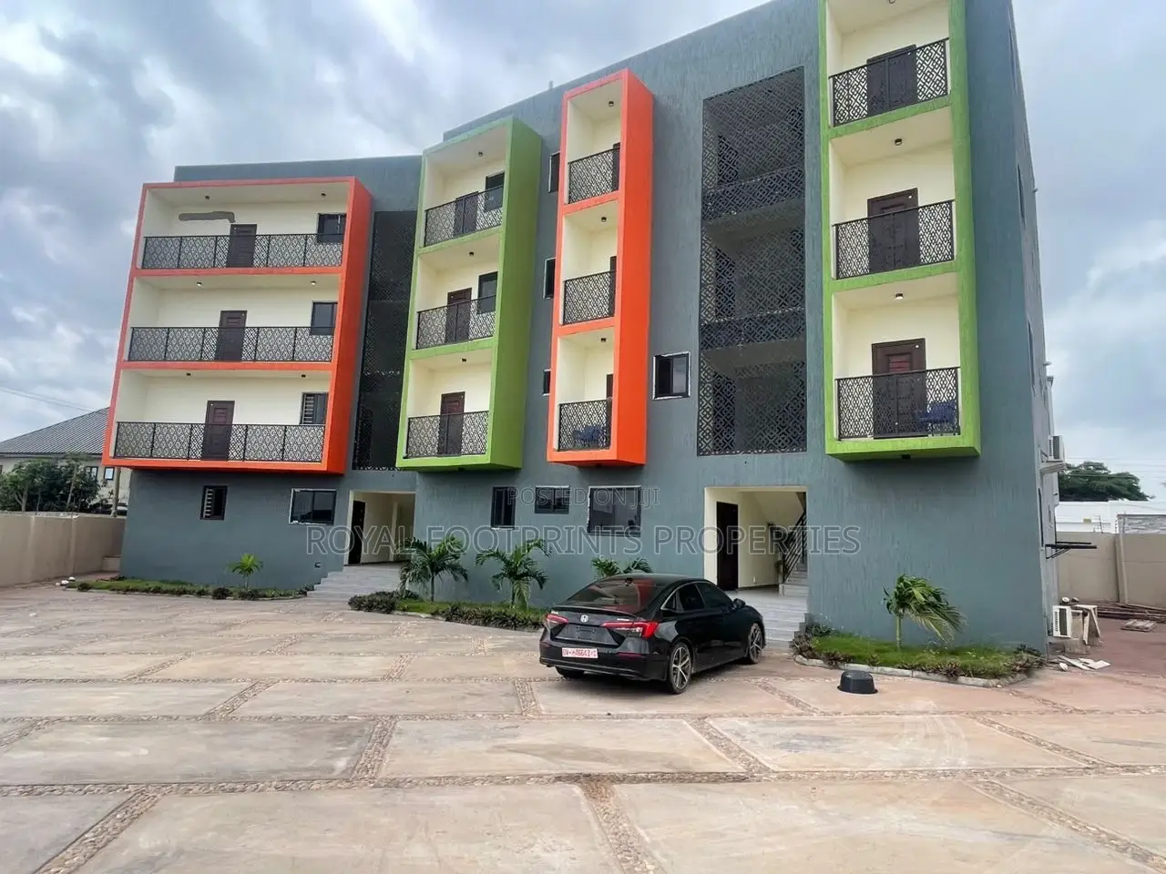 2bdrm Apartment in Luxelooks Properties, East Legon for rent in East Legon