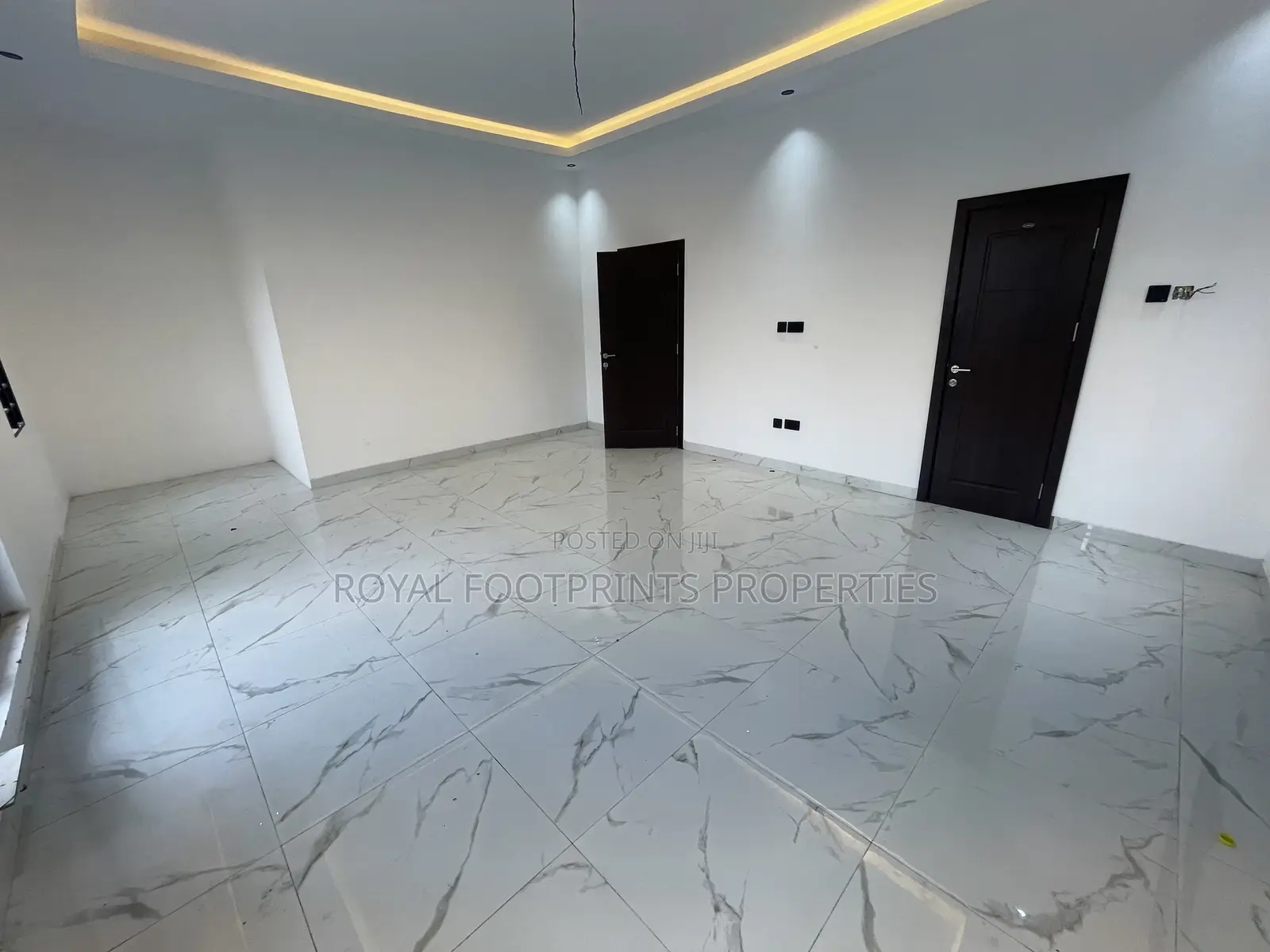 3bdrm House in Luxelooks Properties, East Legon for sale in East Legon