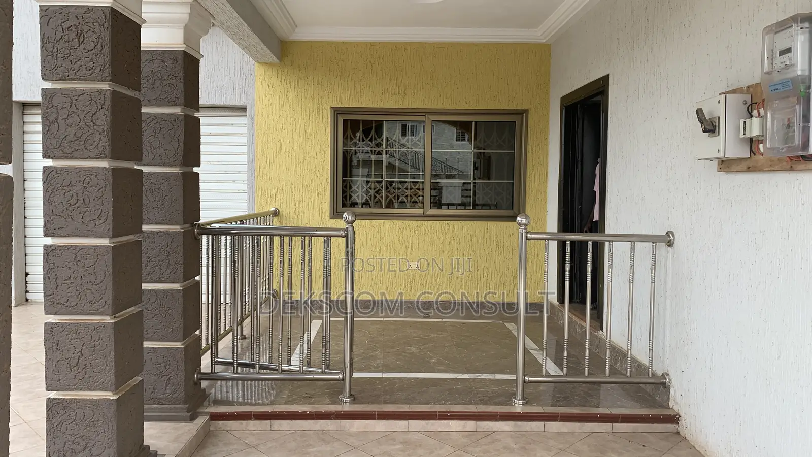 4bdrm House in Adenta for sale in Adenta