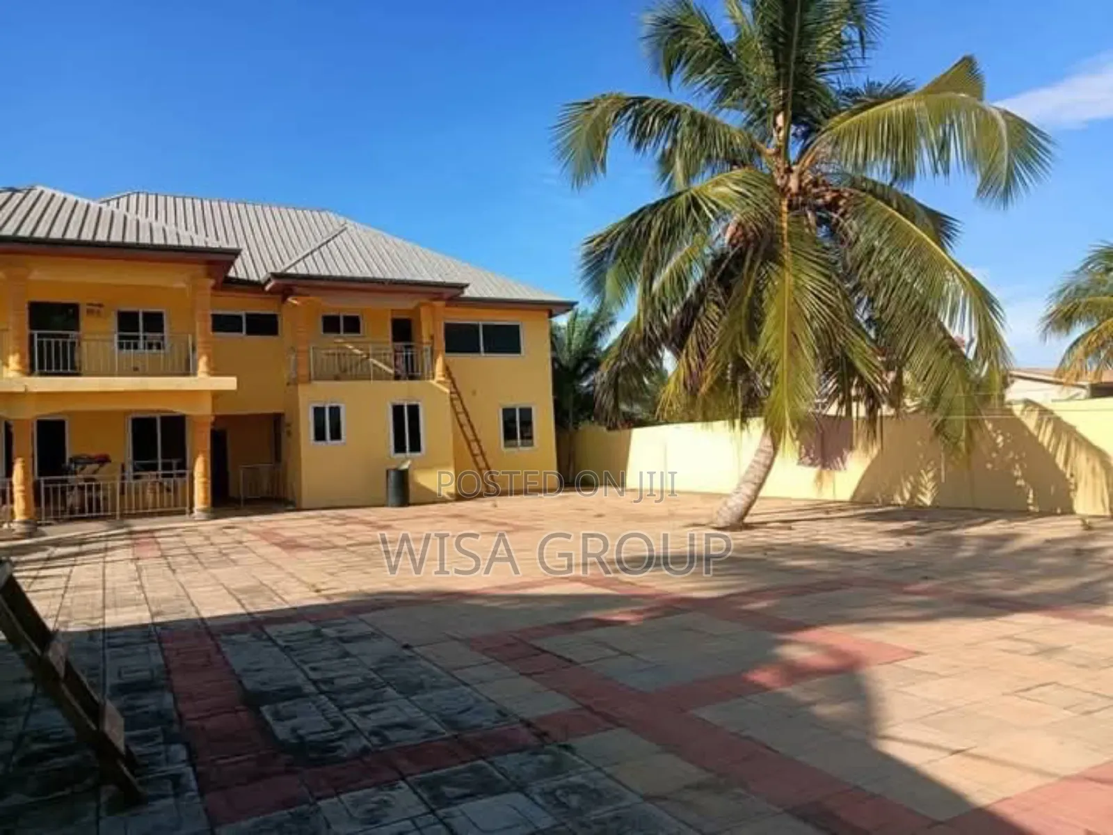 6bdrm Duplex in Wisa Group, Accra Metropolitan for sale in Accra Metropolitan