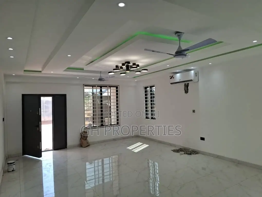 4bdrm House in Sokoban Kwanwoma., Kumasi Metropolitan for sale in Kumasi Metropolitan