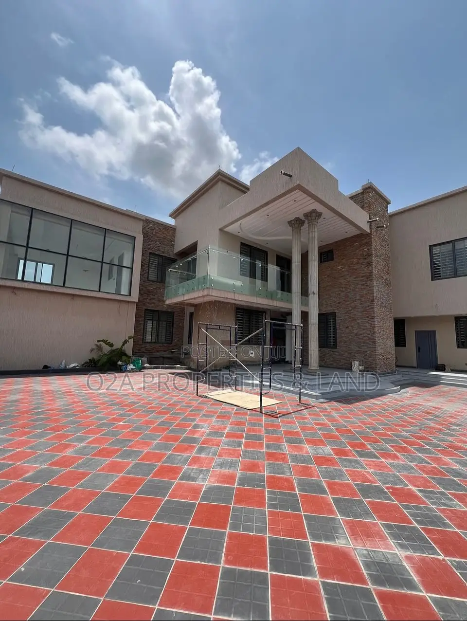 7bdrm House in East Legon, Bawaleshie for sale in Bawaleshie