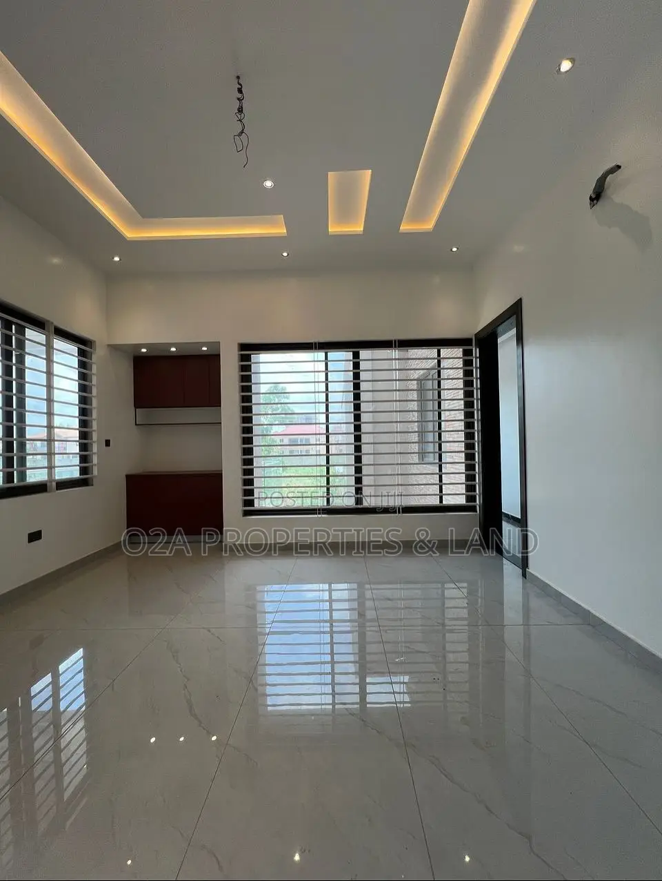 7bdrm House in East Legon, Bawaleshie for sale in Bawaleshie