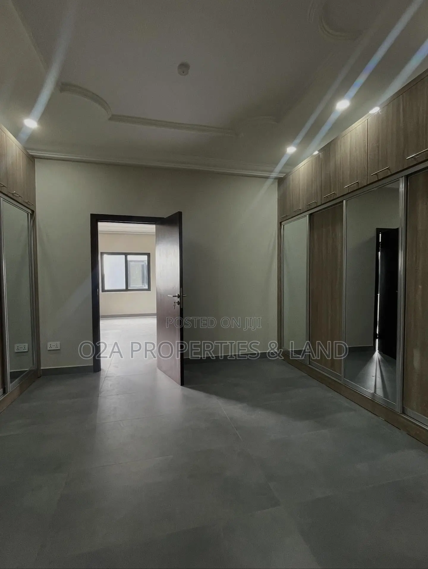 4bdrm House in Adjiringanor, Otano for sale in Otano