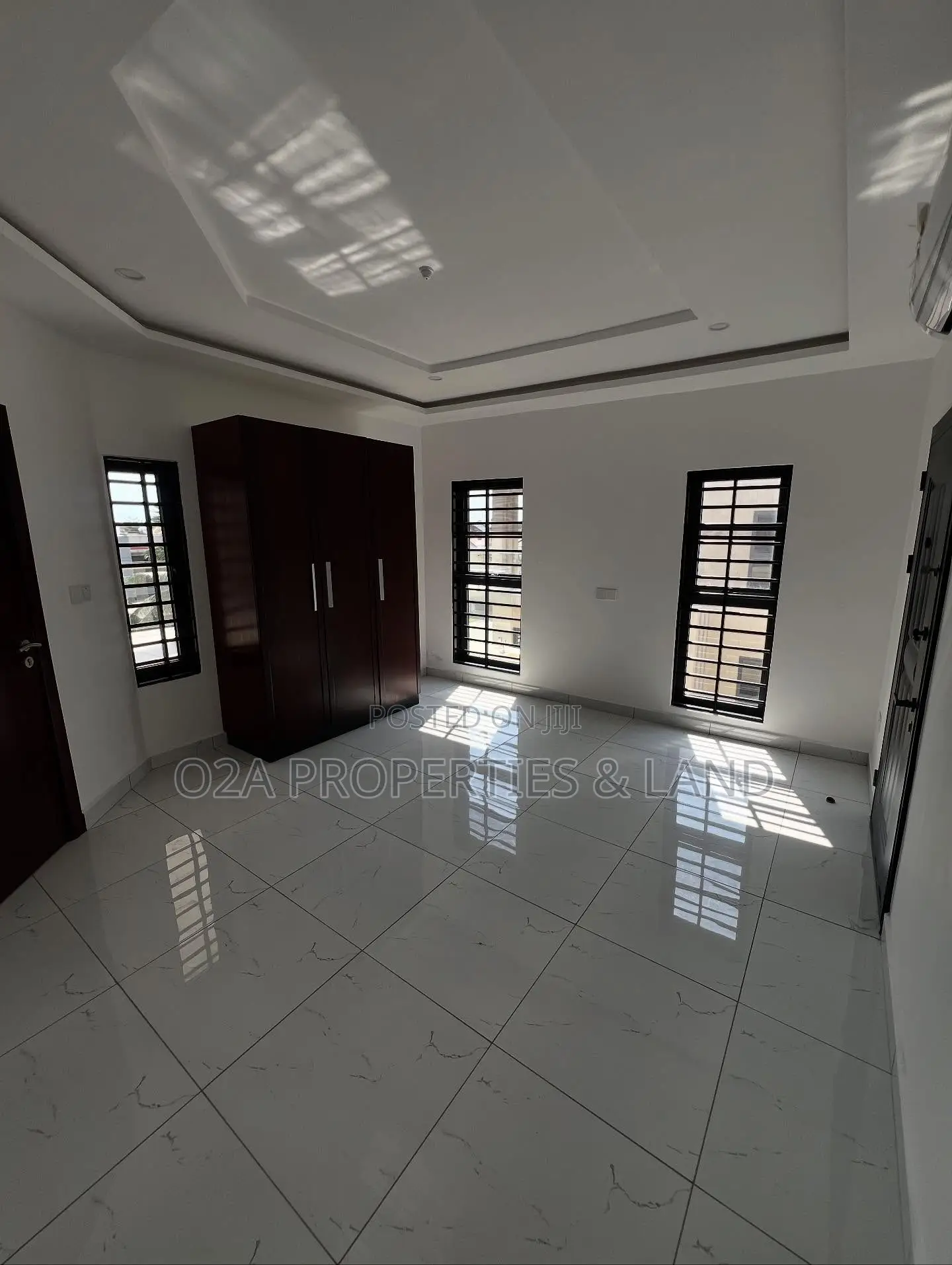 5bdrm House in East Legon, A&C Mall Area for sale in A&C Mall Area