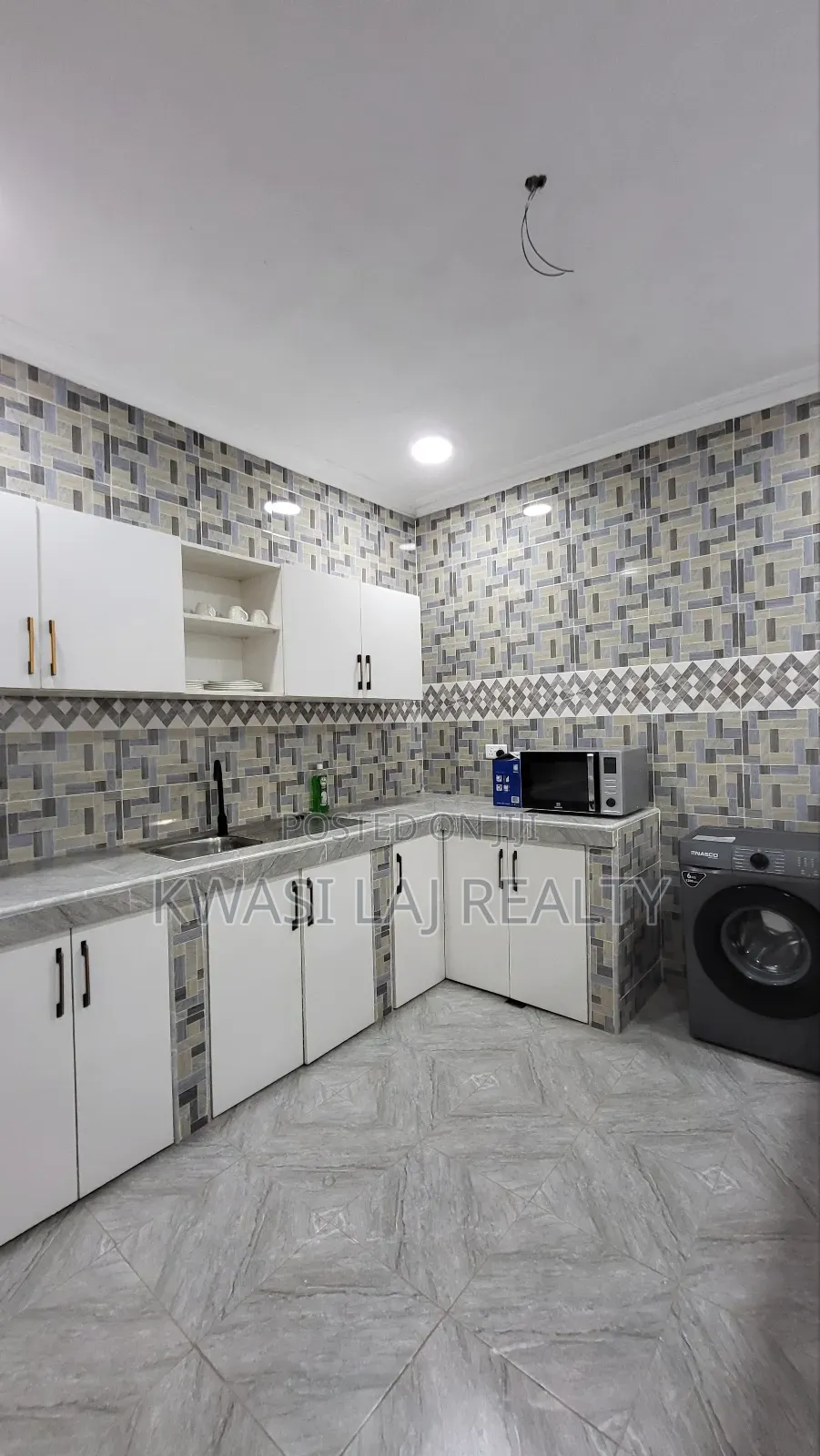 Furnished 1bdrm Apartment in Old Barrier, Weija for rent in Weija