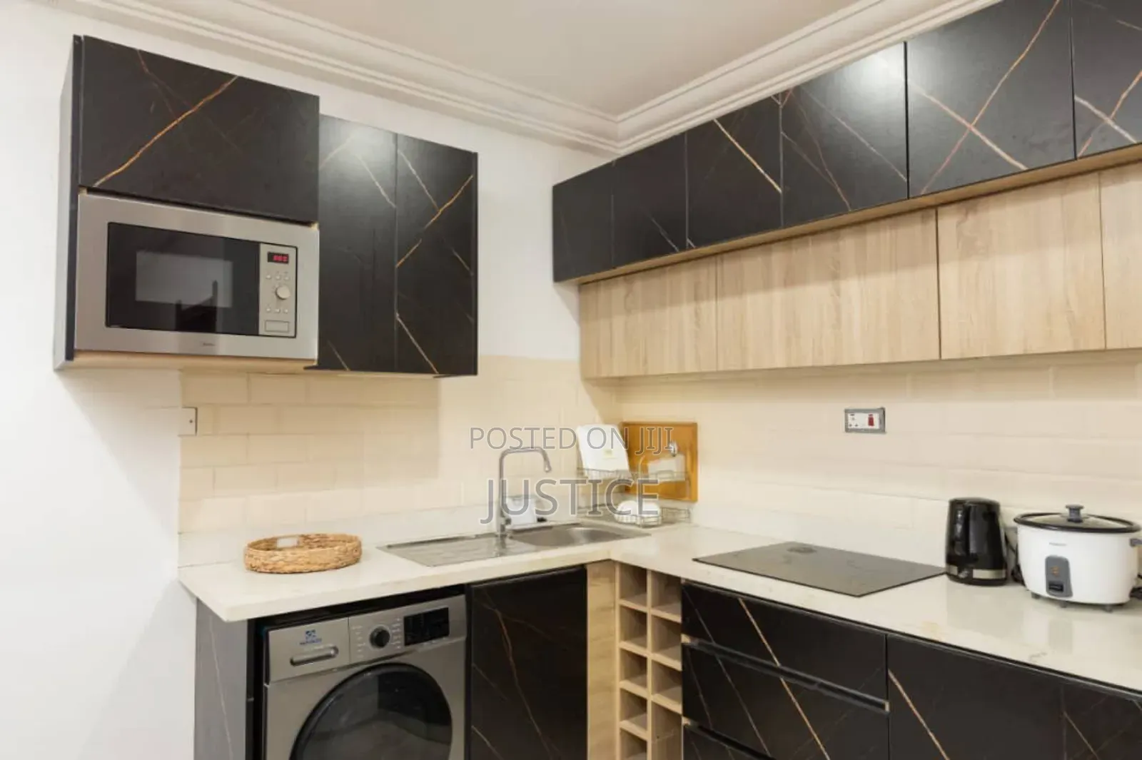 Furnished 1bdrm Apartment in East Legon, American House for rent in American House