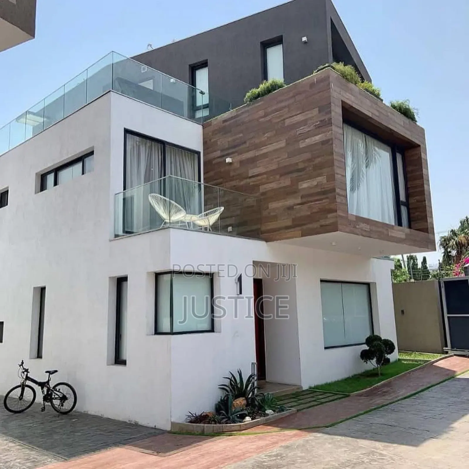 4bdrm Townhouse/Terrace in Cantonments, US Embassy Area for sale in US Embassy Area