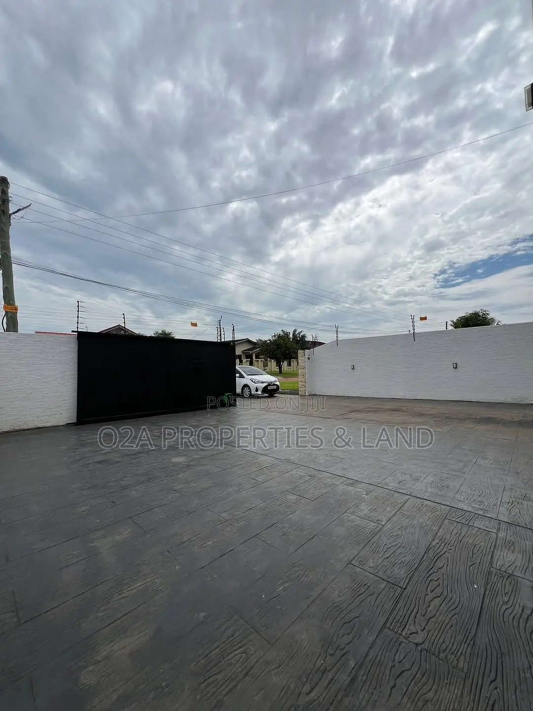 5bdrm House in Spintex, Baatsona Total for sale in Baatsona Total