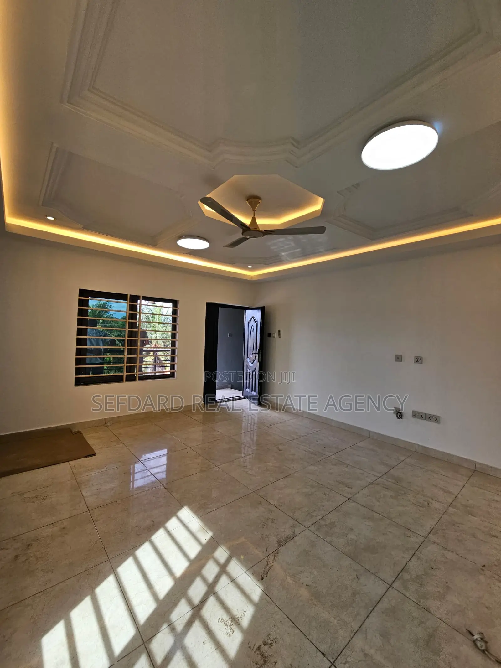 4bdrm House in Madina for sale in Madina