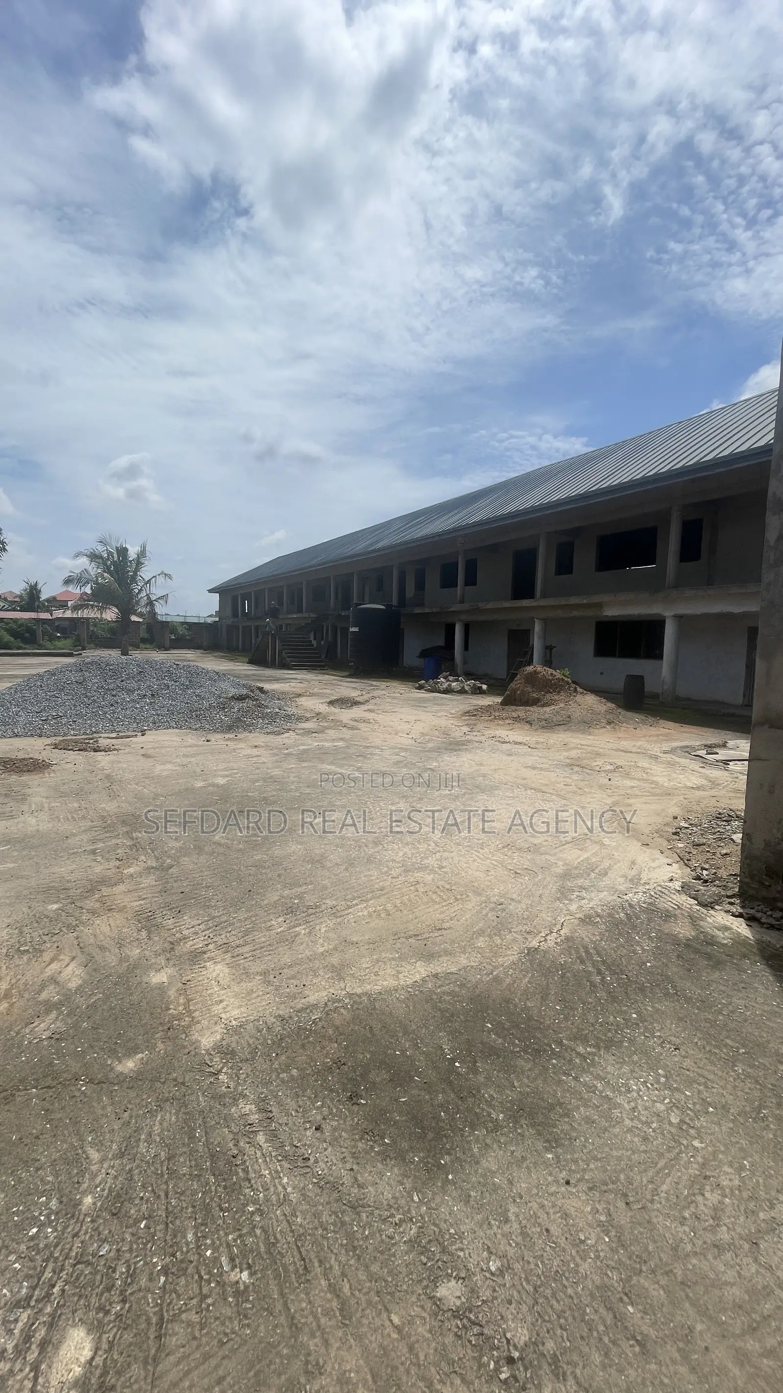 Uncompleted School Complex – Abehenase (Along the Main Sonitra Road) in Amasaman