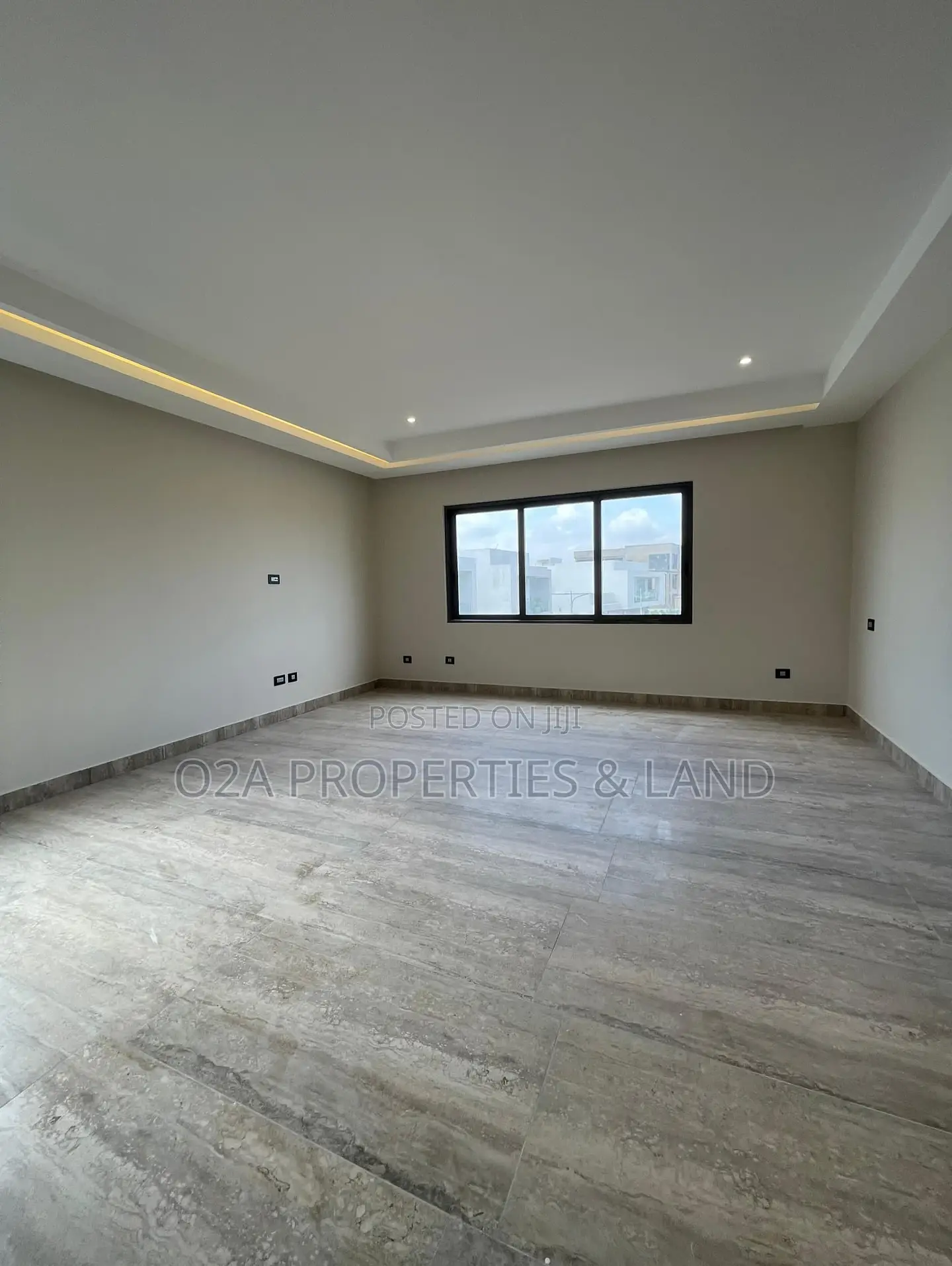 4bdrm Townhouse / Terrace in East Legon, Bawaleshie for rent in Bawaleshie