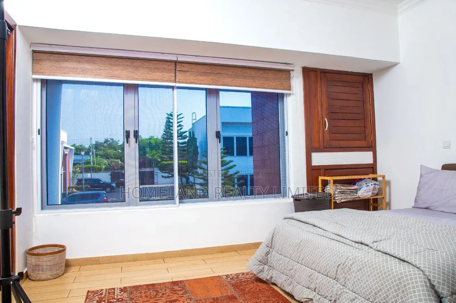 Furnished 4bdrm Townhouse / Terrace in Winsconsin, North Legon for rent in North Legon
