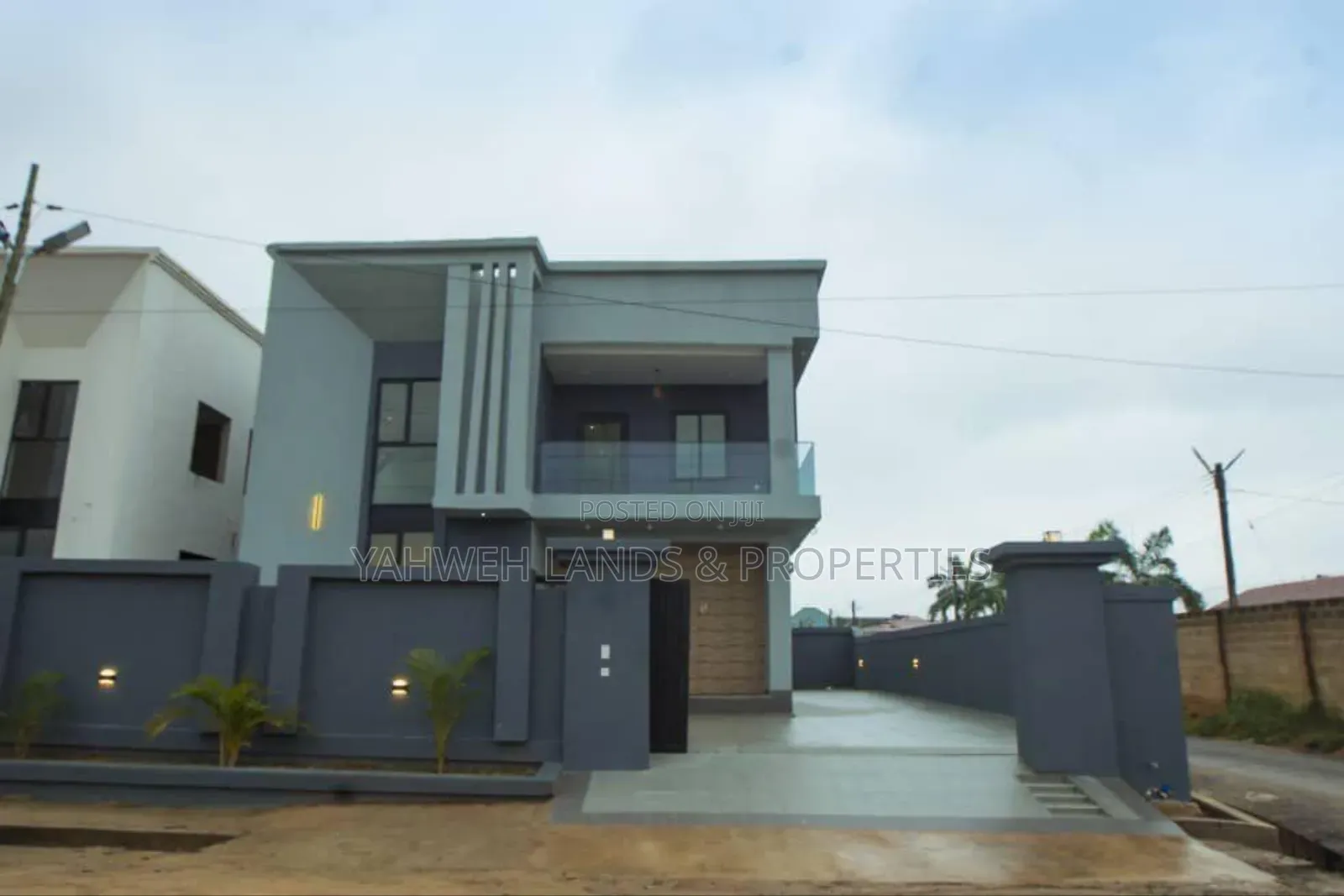 2bdrm Apartment in Oyarifa for sale in Oyarifa