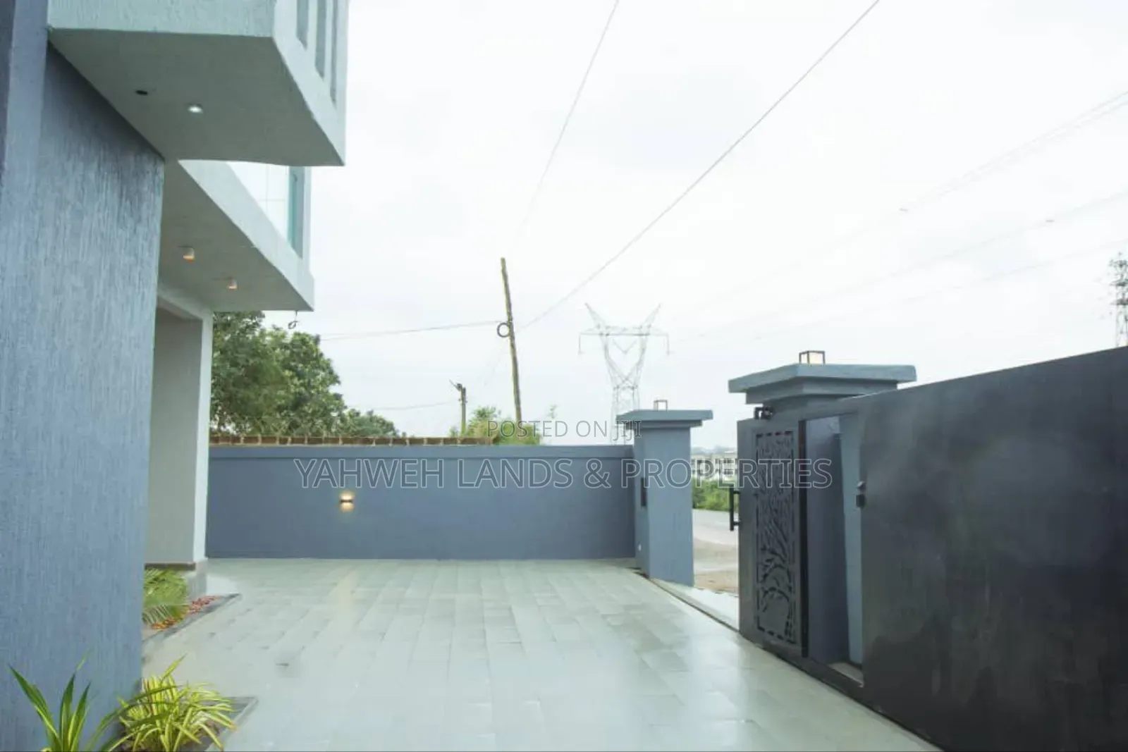 2bdrm Apartment in Oyarifa for sale in Oyarifa
