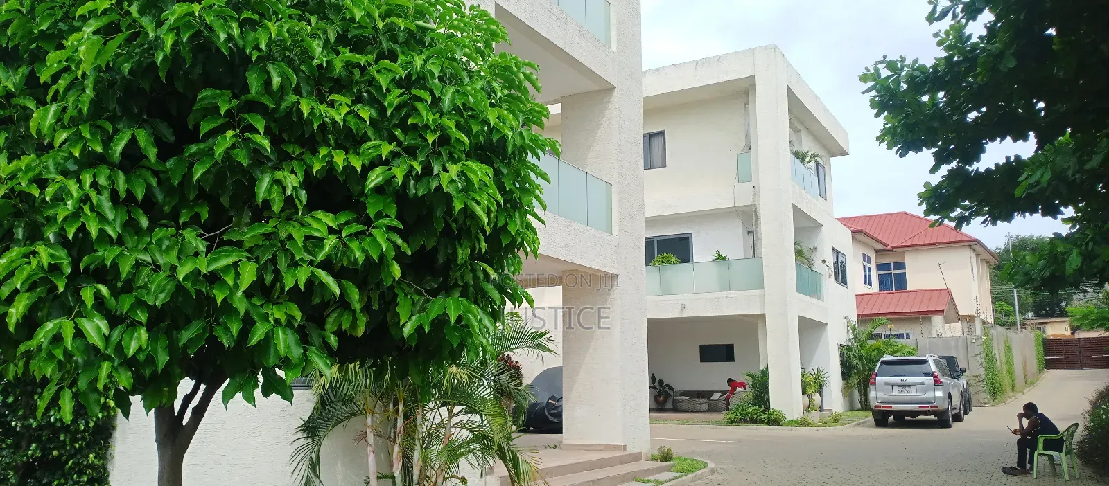 4bdrm Townhouse / Terrace in Cantonments for rent in Cantonments