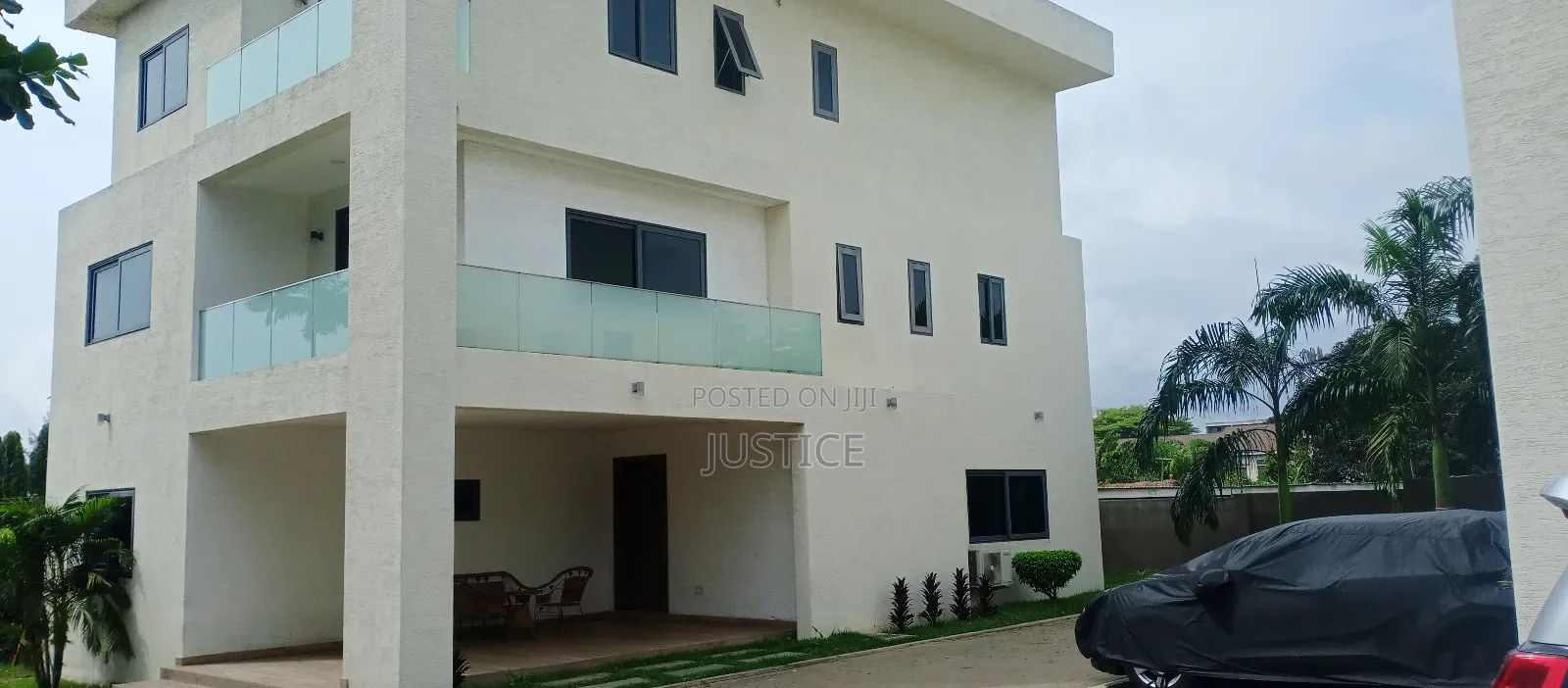 4bdrm Townhouse / Terrace in Cantonments for rent in Cantonments