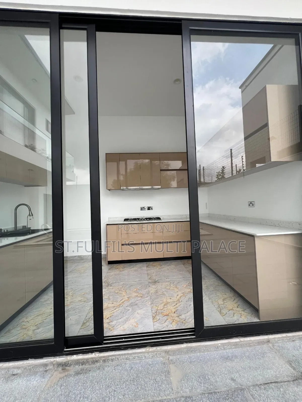 5bdrm House in East Legon Mempasem for sale in East Legon