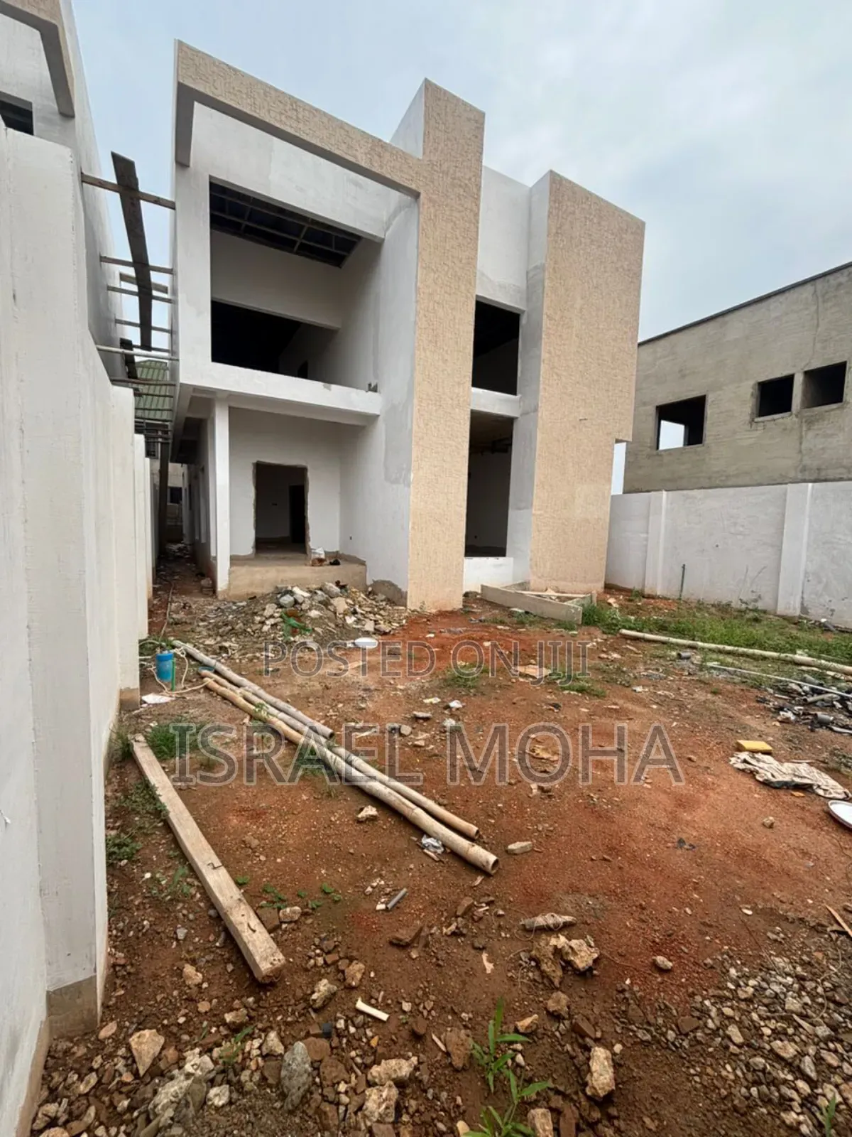 Eexecutive 5 Bedroom Duplex House for Sale at Oyarifa in Oyarifa