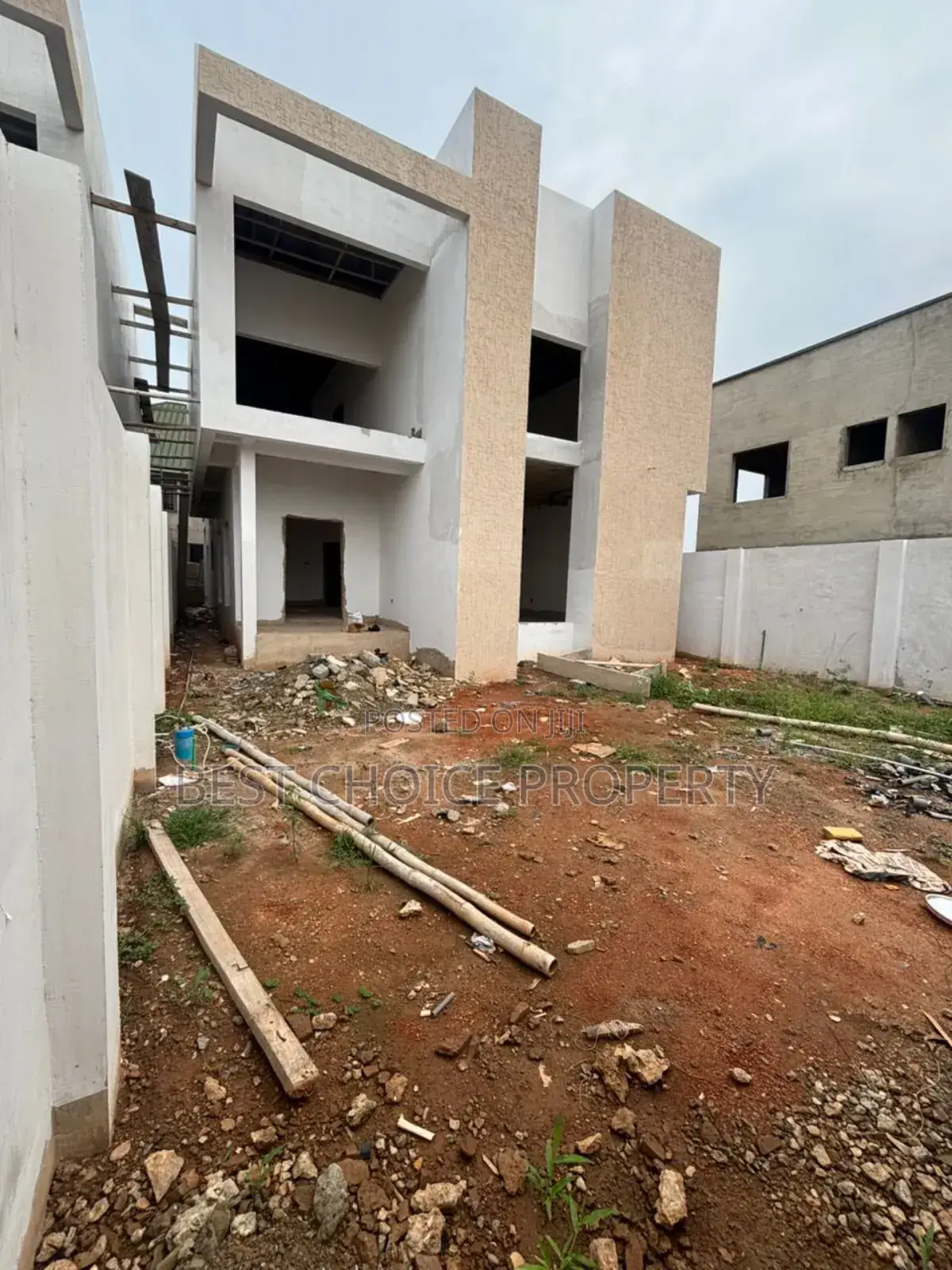 Eexecutive 5 Bedroom Duplex House for Sale at Oyarifa in Oyarifa