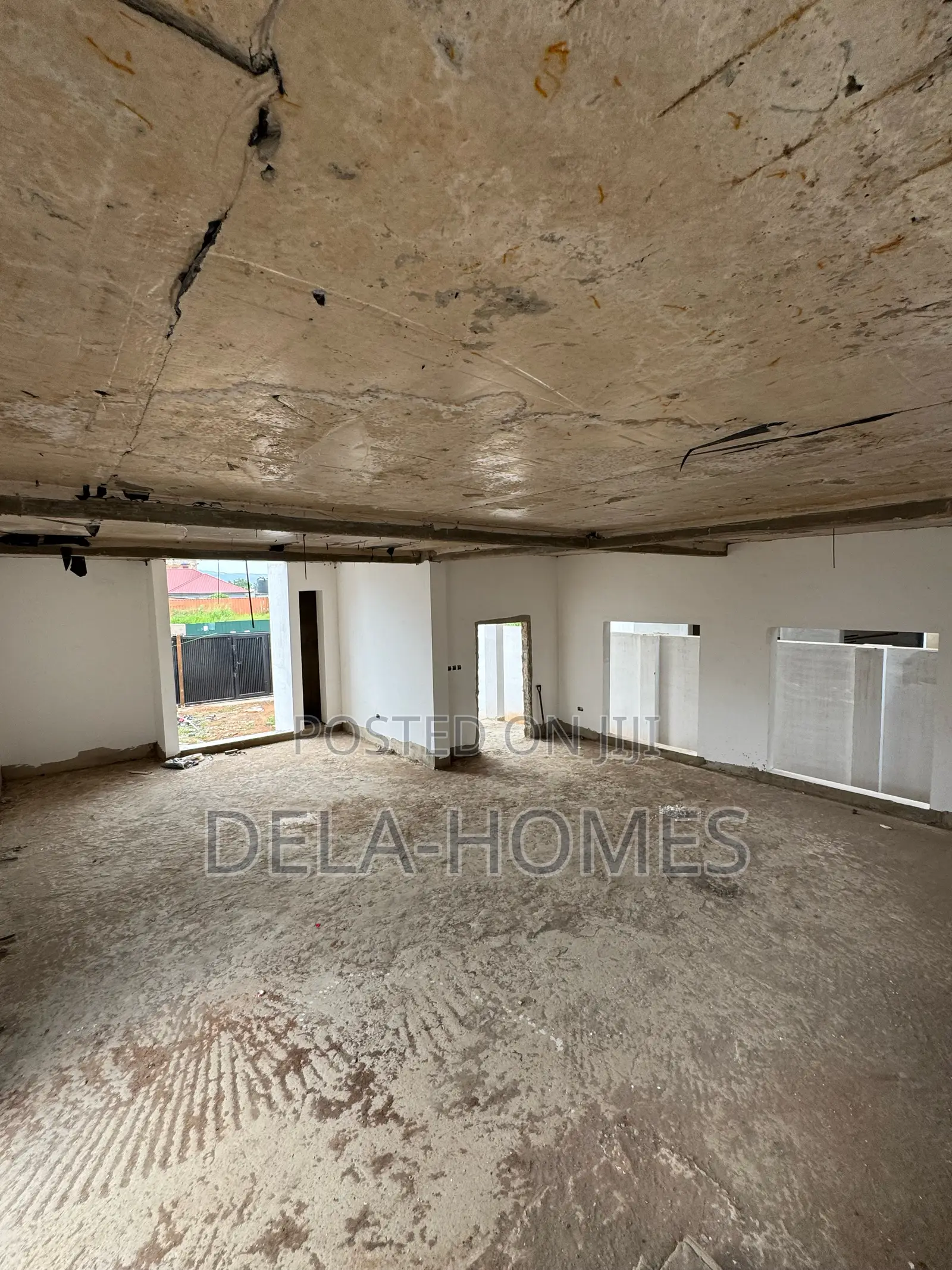 5bedroom Terraced Duplex for Sale at Oyarifa. in Pentecost