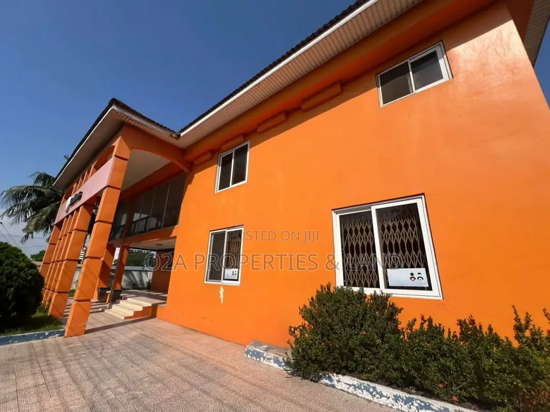 5bdrm House in Airport Residential for rent in Airport Residential Area