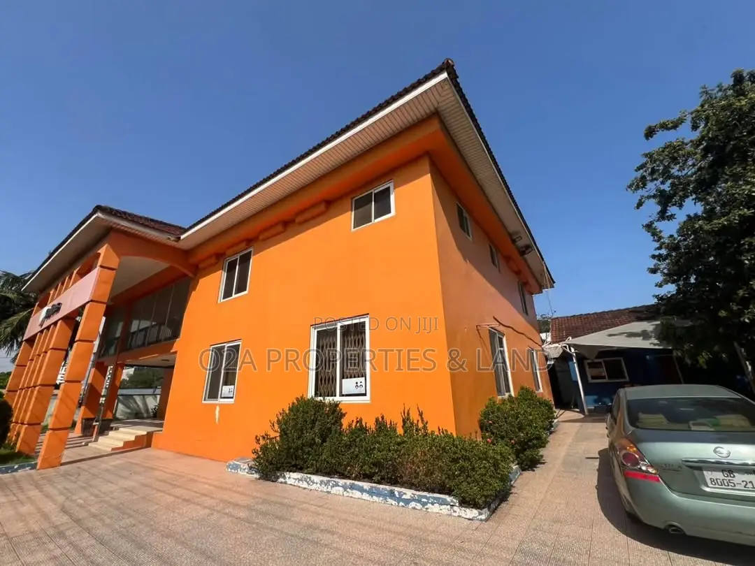 5bdrm House in Airport Residential for rent in Airport Residential Area