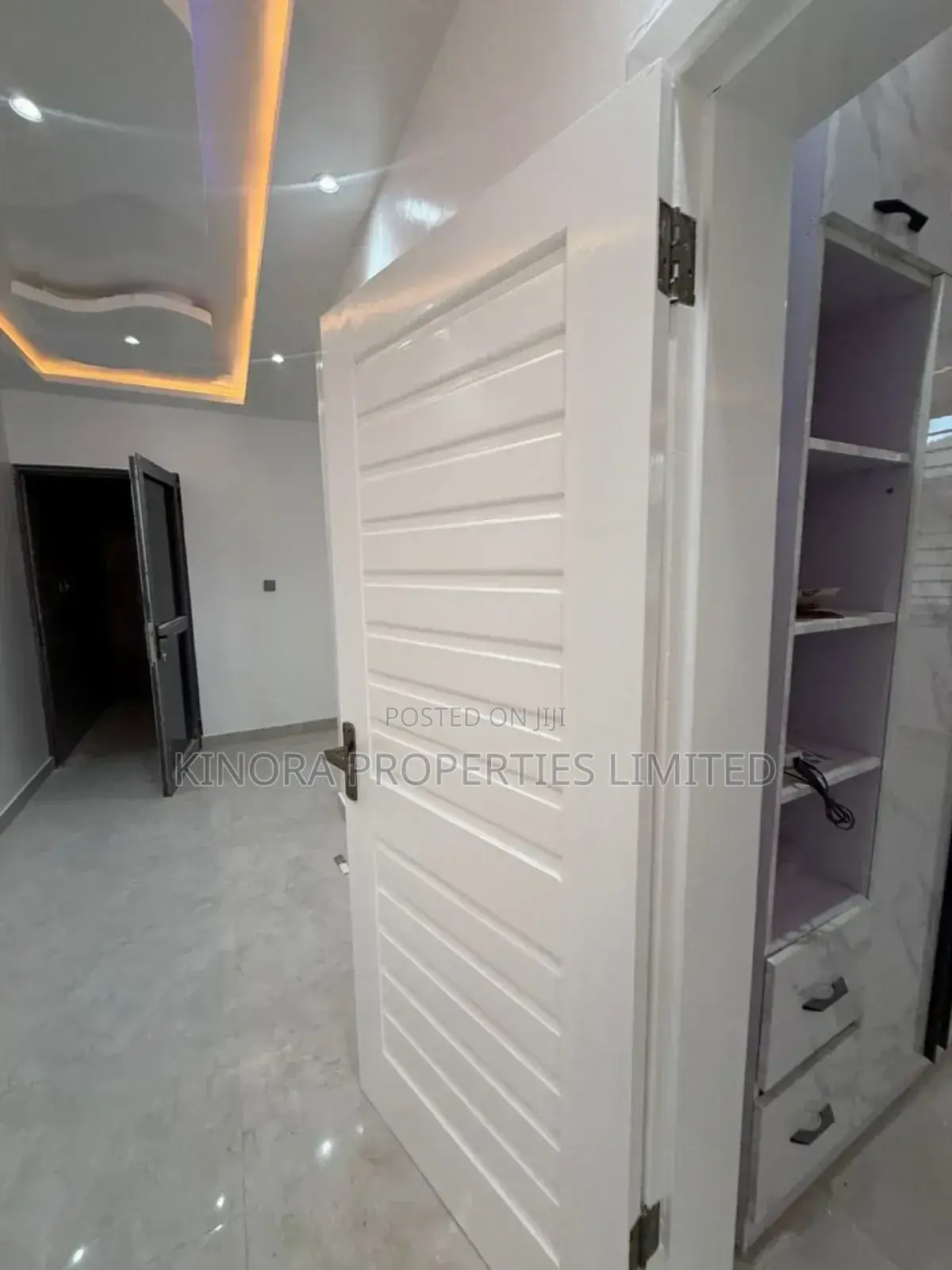 2bdrm Apartment in Asore Junction, Adenta for rent in Adenta