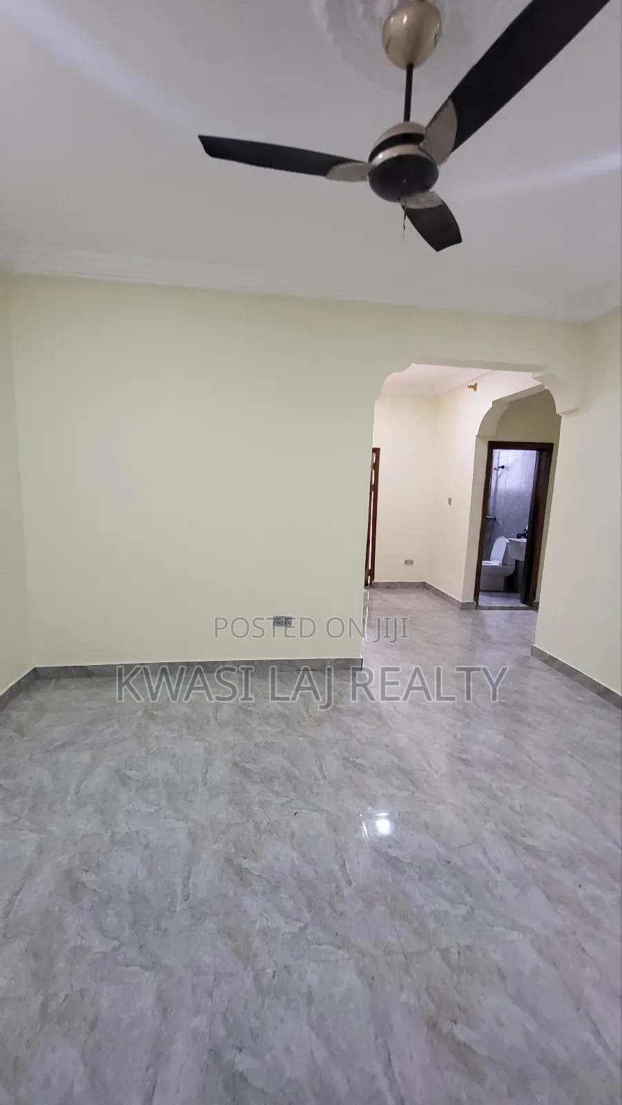 2bdrm Apartment in Broadcasting, Weija for rent in Weija