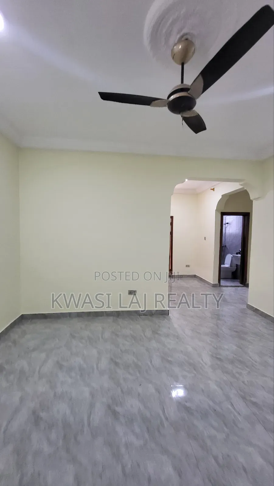 2bdrm Apartment in Broadcasting, Weija for rent in Weija