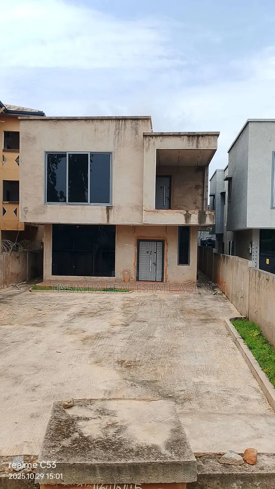 3bdrm House in Tiyumba Agency., West Legon for sale in West Legon