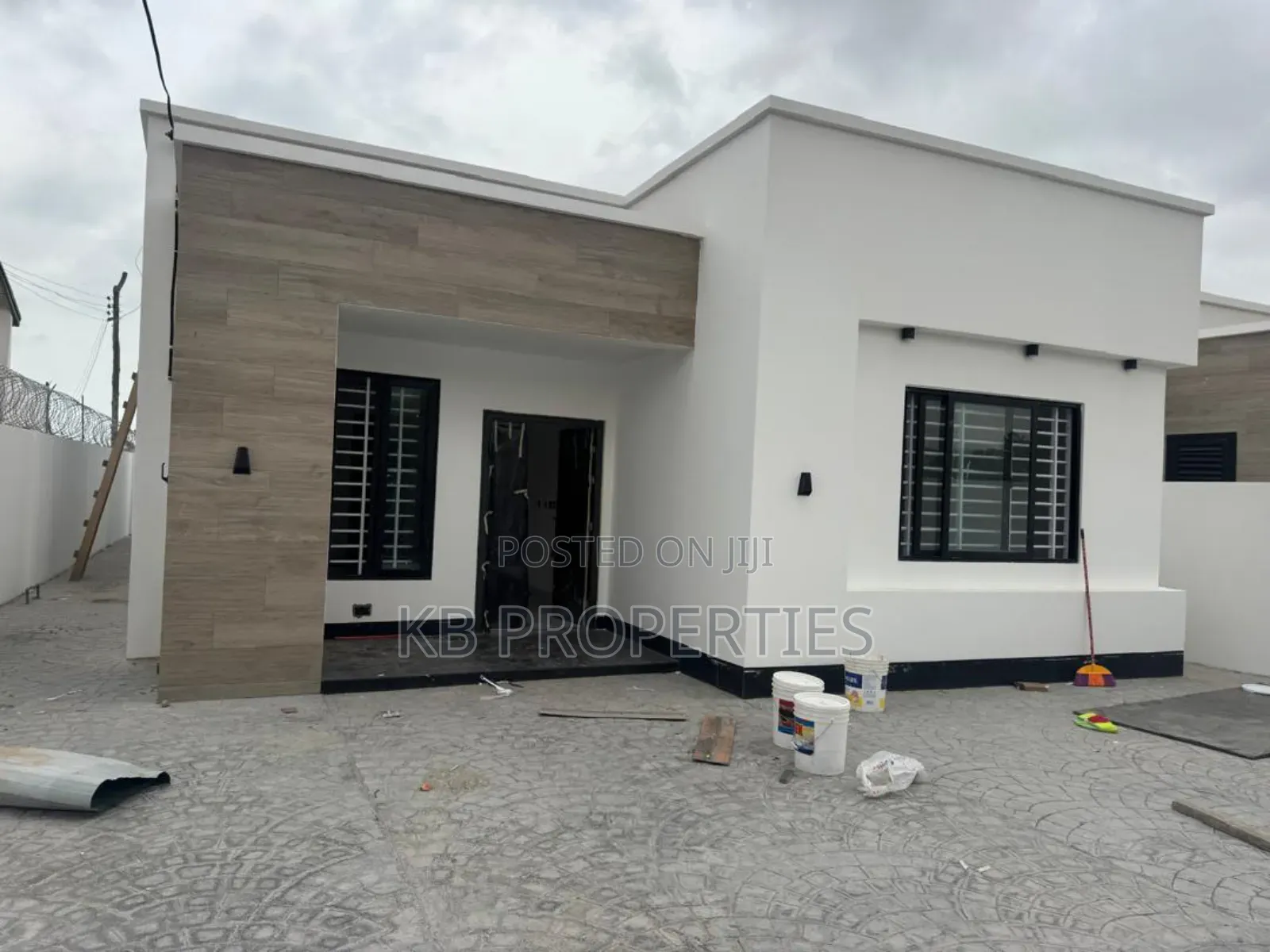 3bdrm House in Kb Properties, Spintex for sale in Spintex
