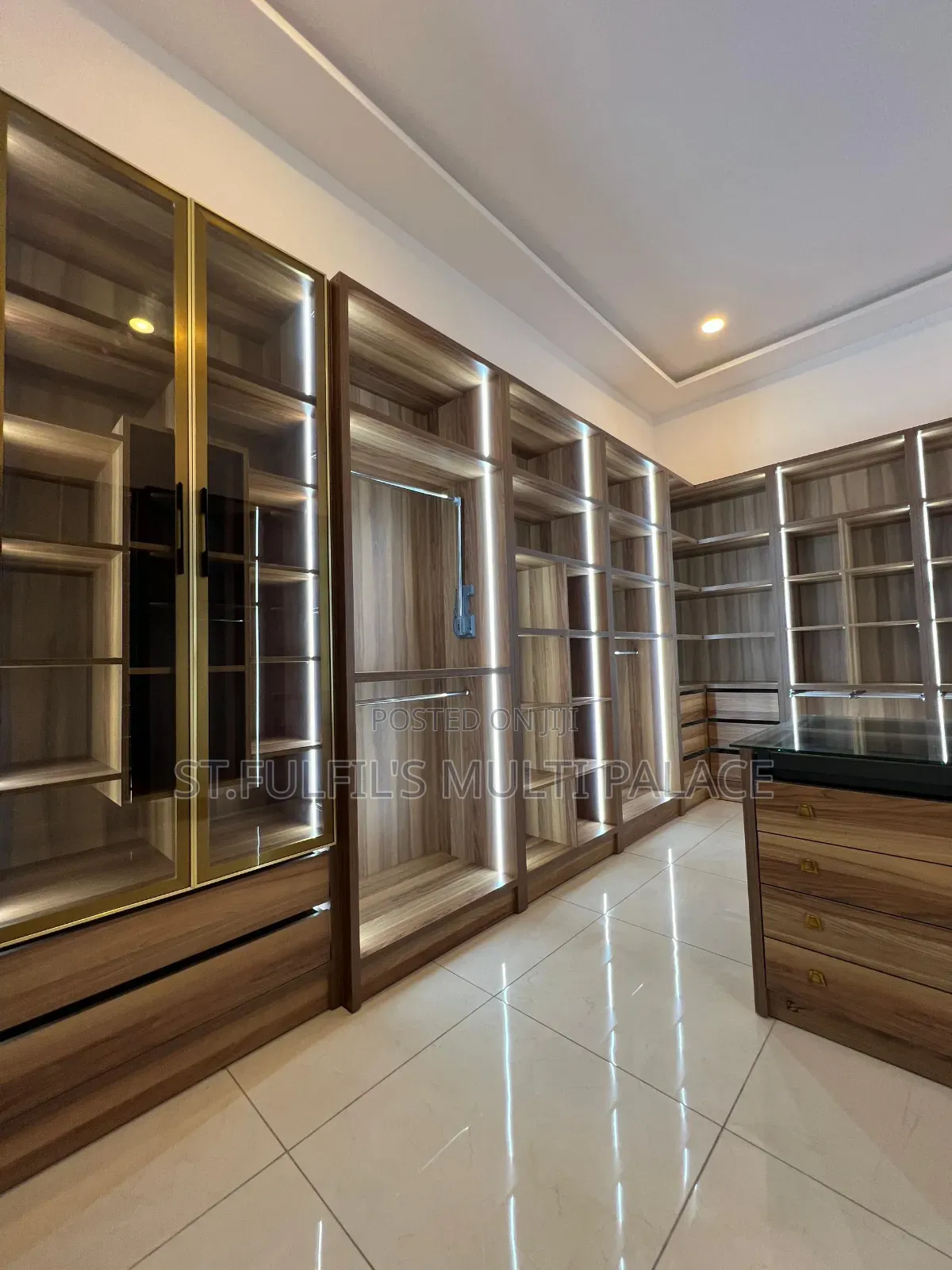 4bdrm House in Airport Residential for sale in Airport Residential Area
