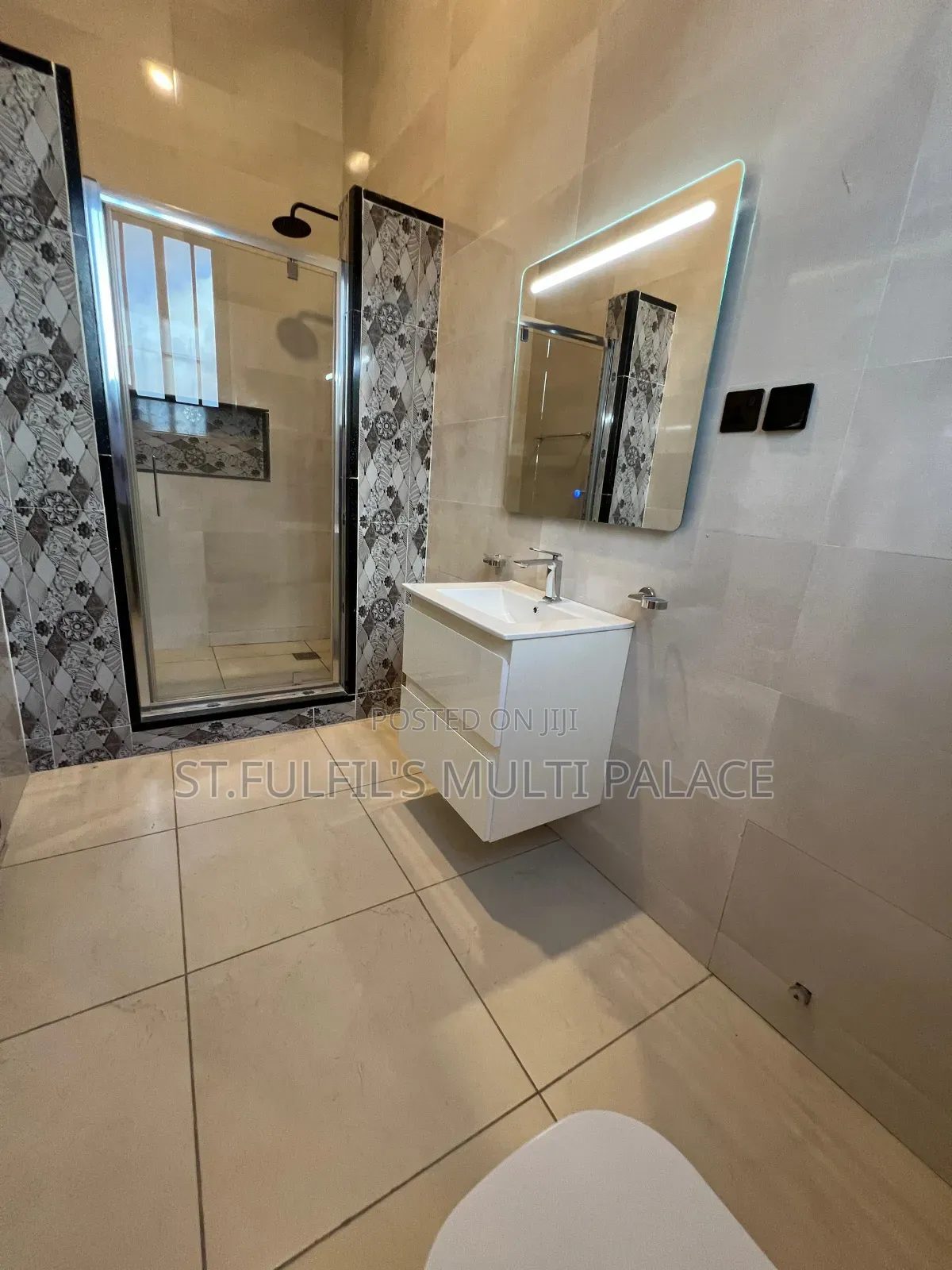 4bdrm House in Airport Residential for sale in Airport Residential Area