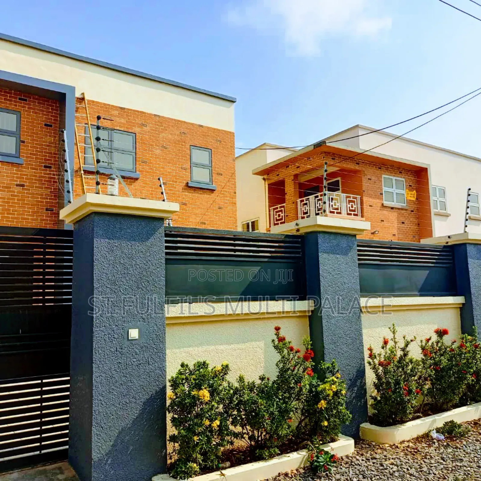 3bdrm House in Deffizzy Mall, Adenta for rent in Adenta