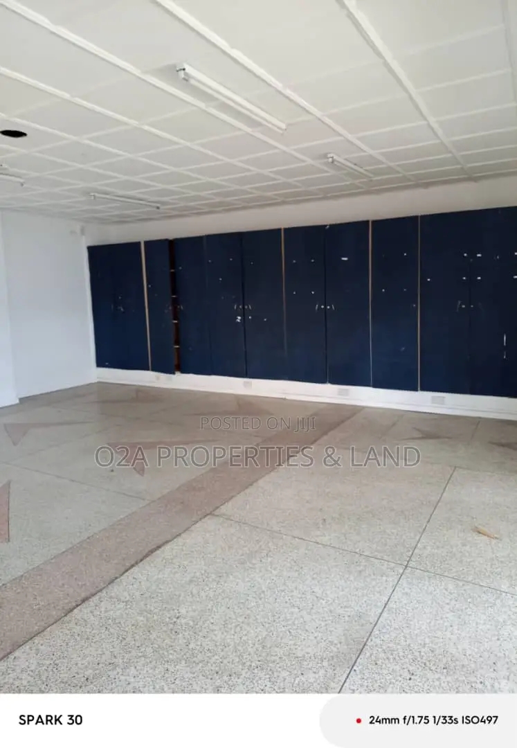 6bdrm House in Abelemkpe, Lincoln School Area for rent in Lincoln School Area