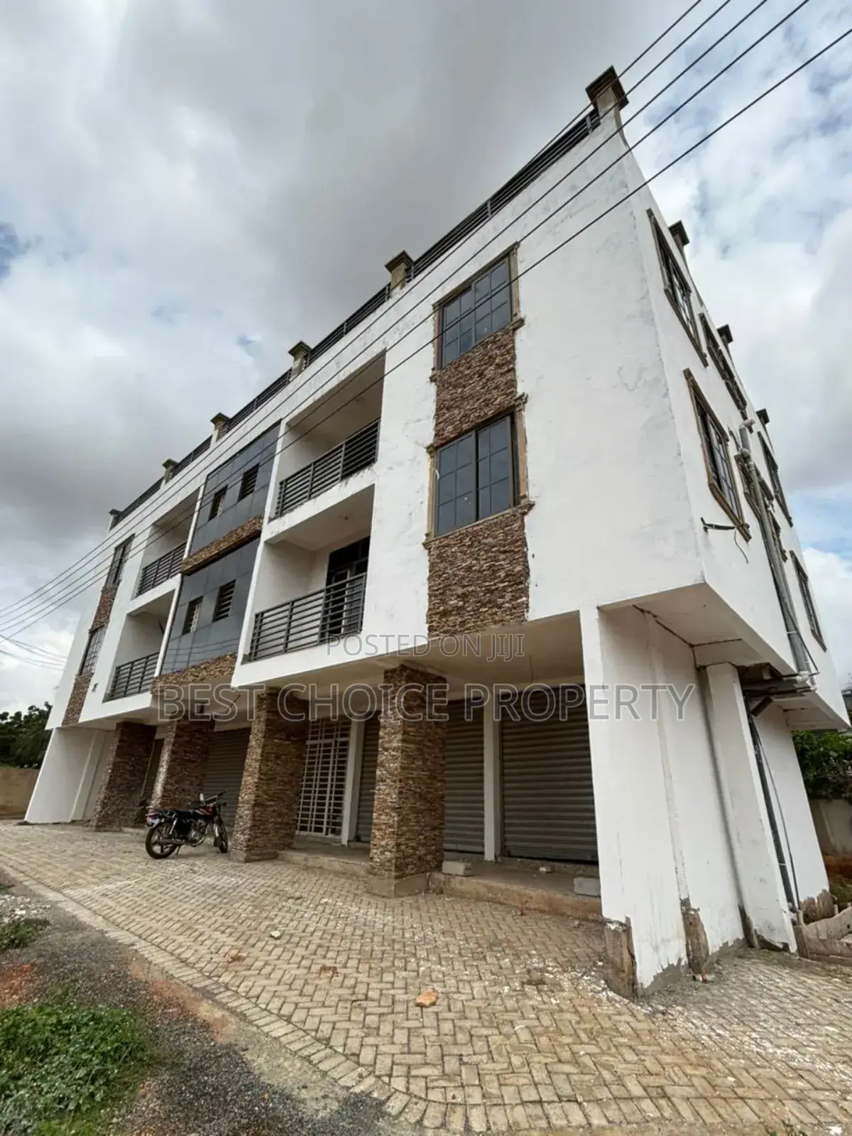 Ex Two Apartment for Rent in Adenta