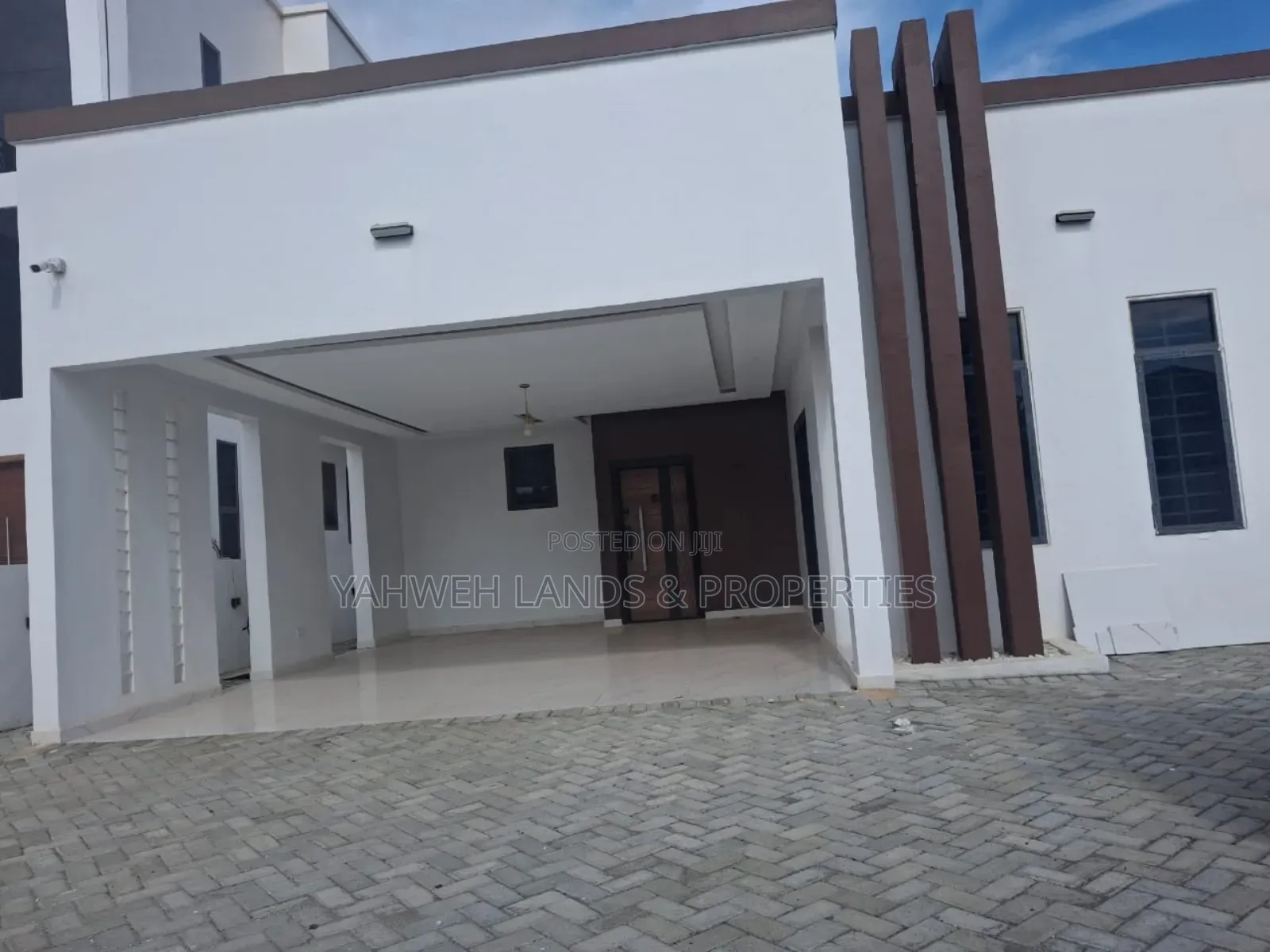 3bdrm House in East Legon for sale in East Legon