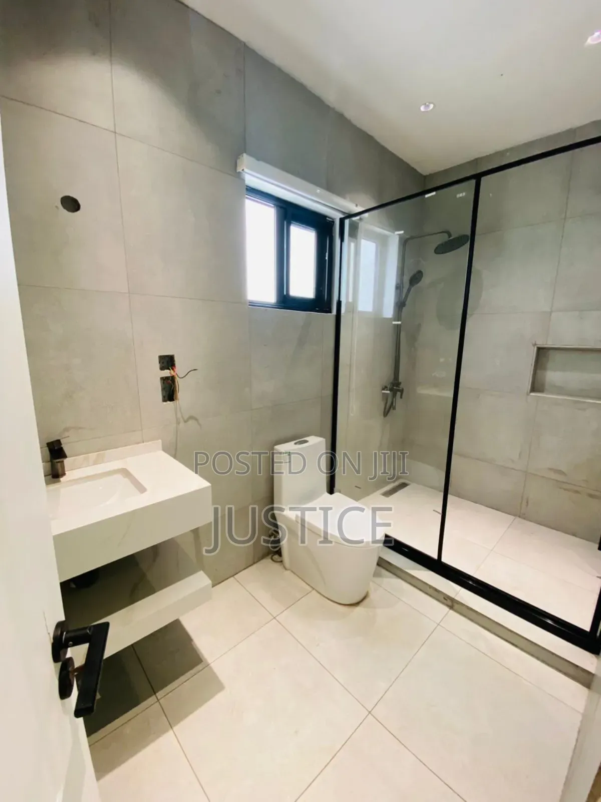 4bdrm House in Adenta, SSNIT Flats for sale in SSNIT Flats