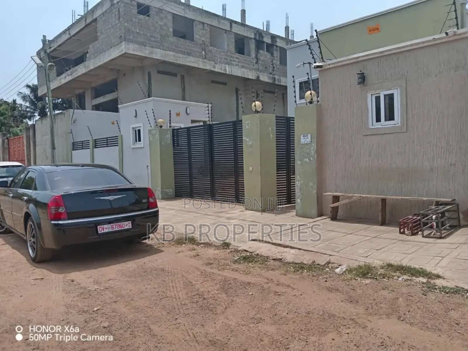 4bdrm Duplex in Kb Properties, Spintex for sale in Spintex