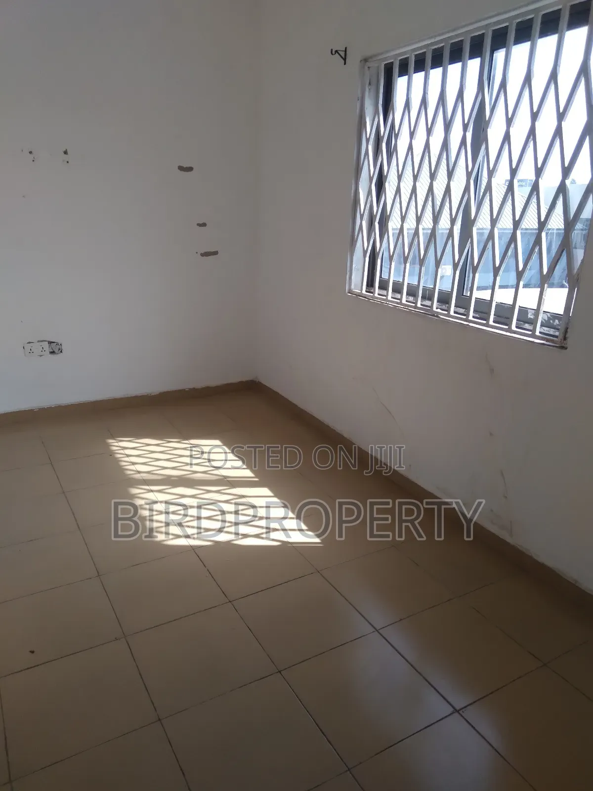 1bdrm Apartment in Bird-Group, School Junction for rent in School Junction