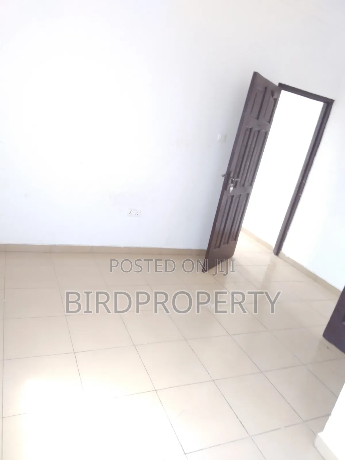 1bdrm Apartment in Bird-Group, School Junction for rent in School Junction