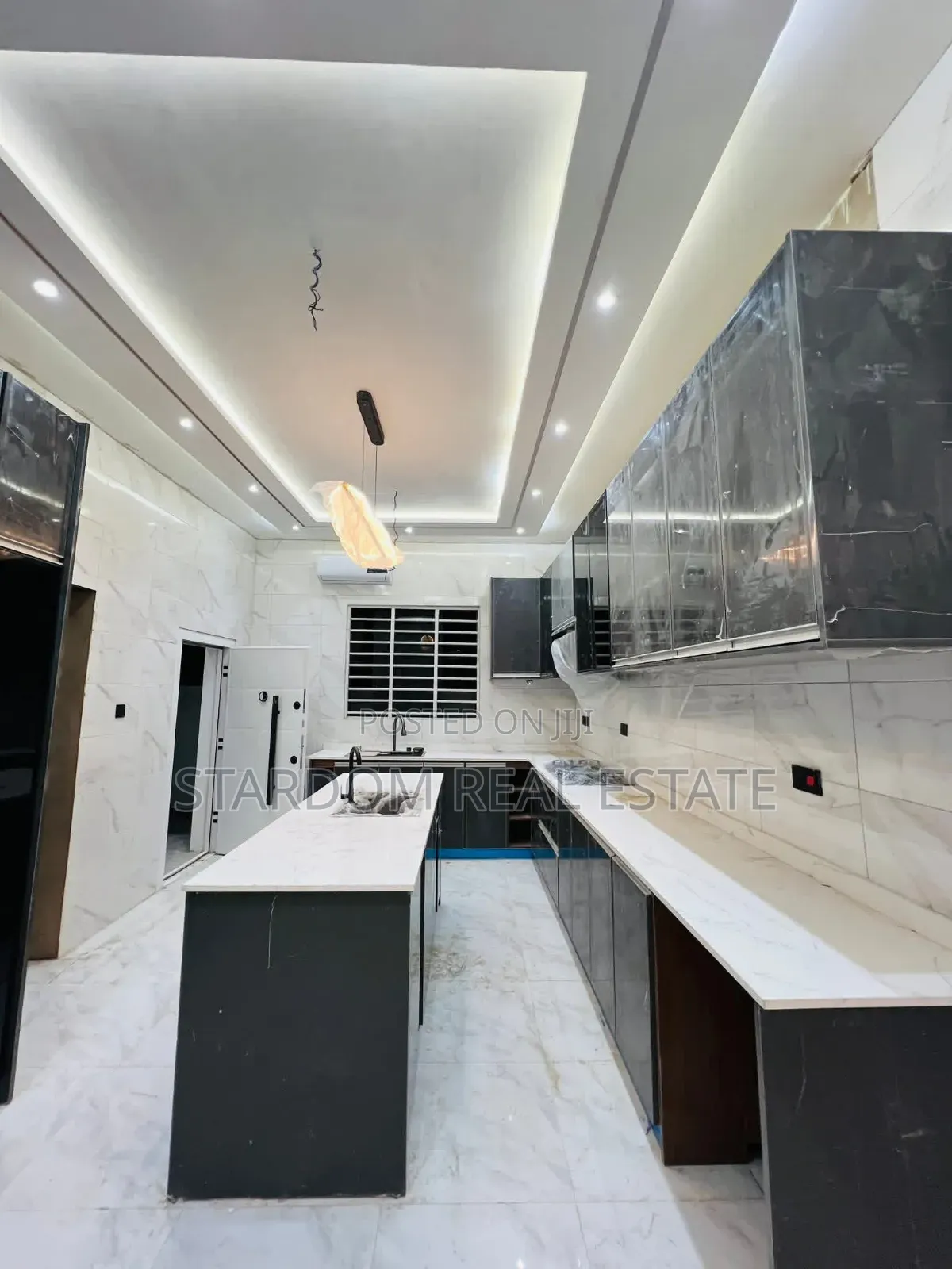 3bdrm Duplex in East Legon Hills for sale in East Legon