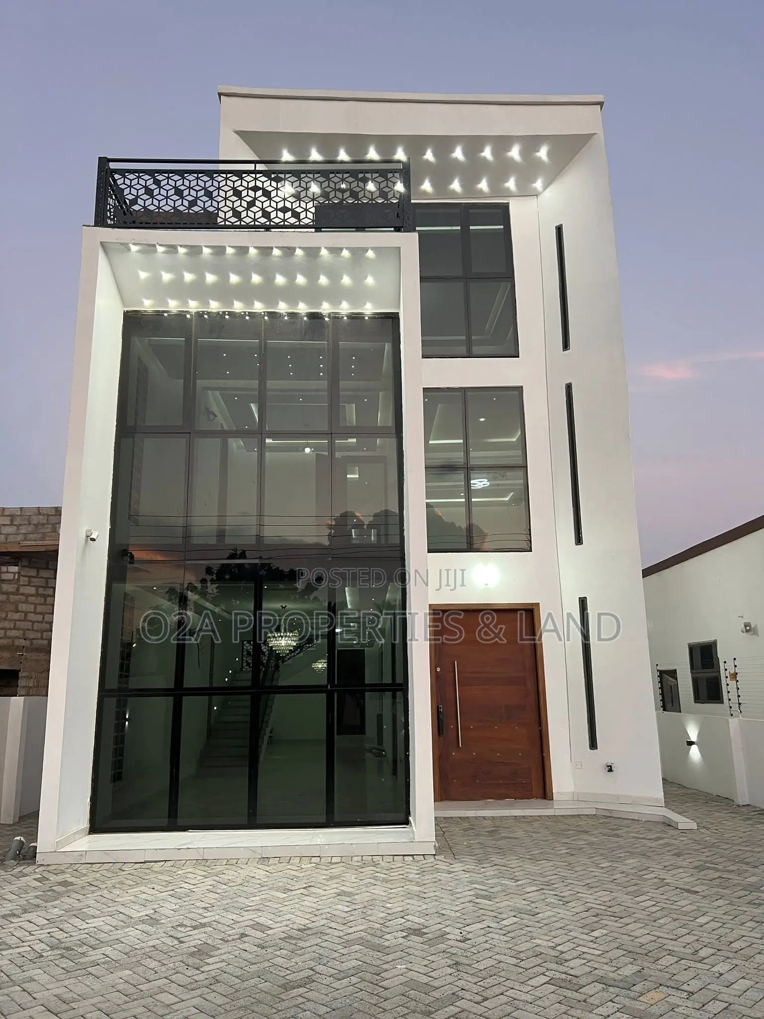 5bdrm House in East Legon Hills for sale in New Legon